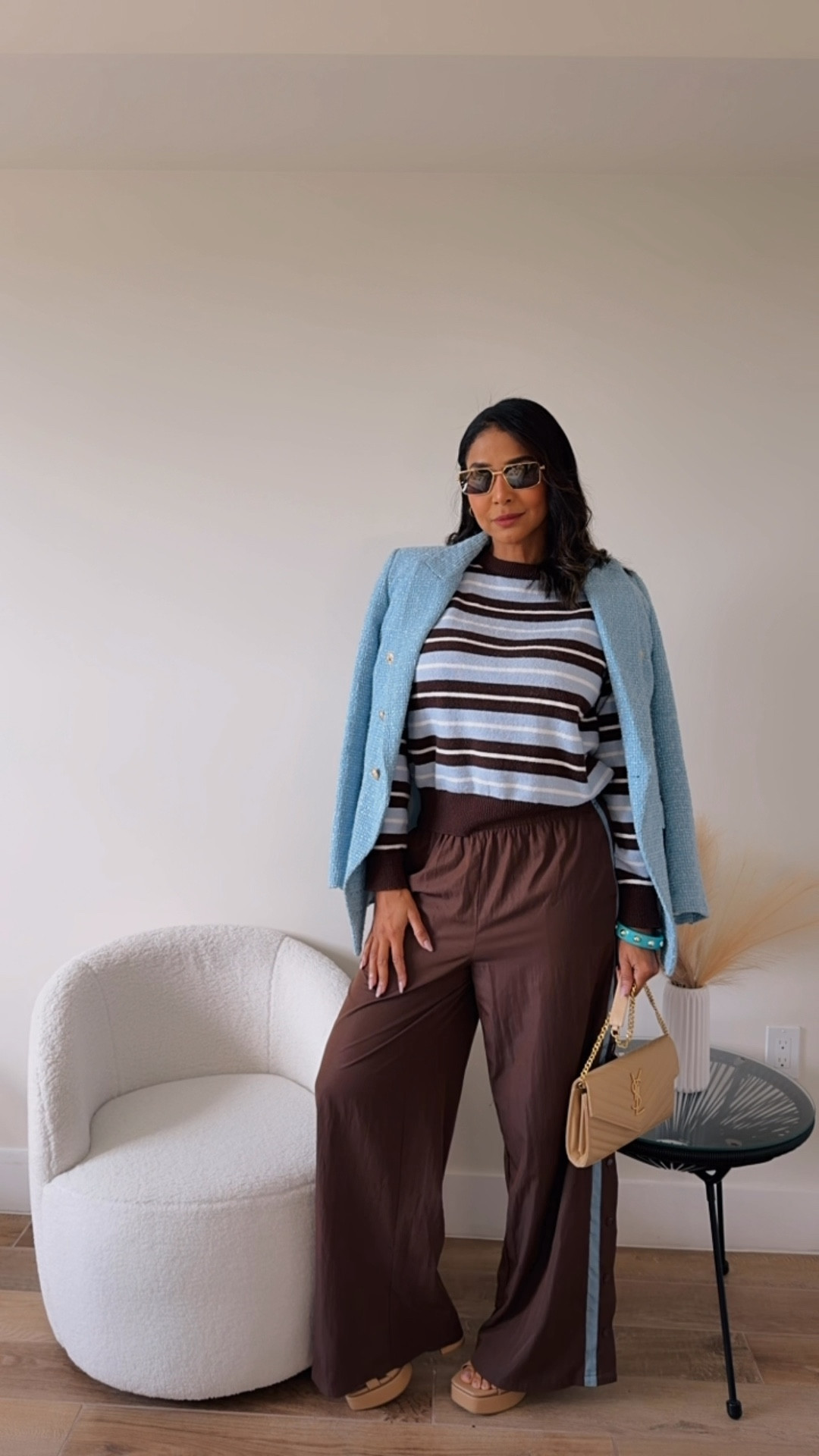 Pantalón deportivo + suéter y transformamos un básico en un lookazo 

#LTKgrwm #LTKSeasonal #LTKootd