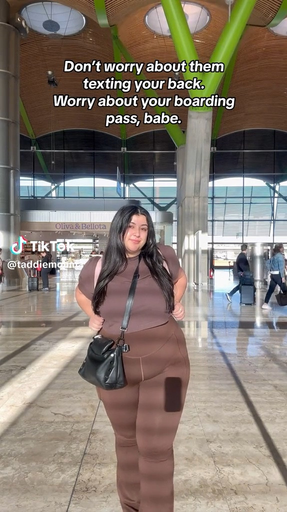 Its officially jumpsuit season ladies!! You guys sold out this jumpsuit so many times because its that good😍 

Make sure you get your hands on it this spring and summer🧡

#LTKplussize #LTKmidsize #LTKfindsunder50