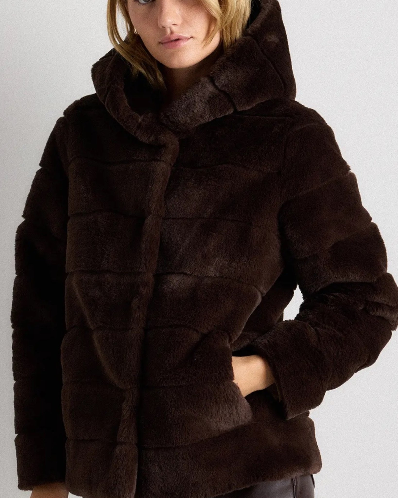 The most gorgeous faux fur coat! 
