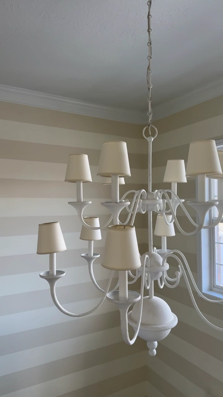 Linking my entryway chandelier! 

 

#LTKHome