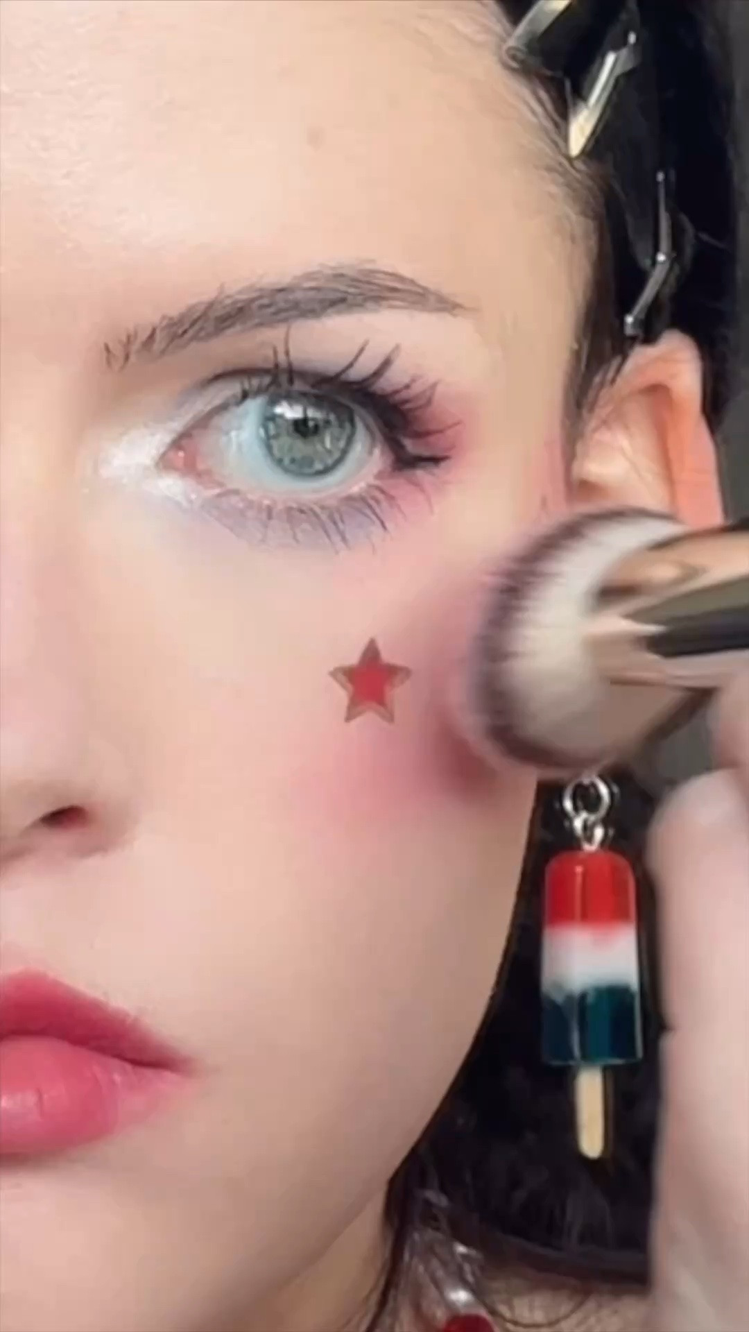 #July4th makeup hack 💋🇺🇸 love how this star sticker blush turned out last year! ⭐️ #4thofjulyoutfit #MakeupHacks #grwmmakeup @Fenty Beauty @colourpopcult

#LTKgrwm #LTKSeasonal #LTKBeauty