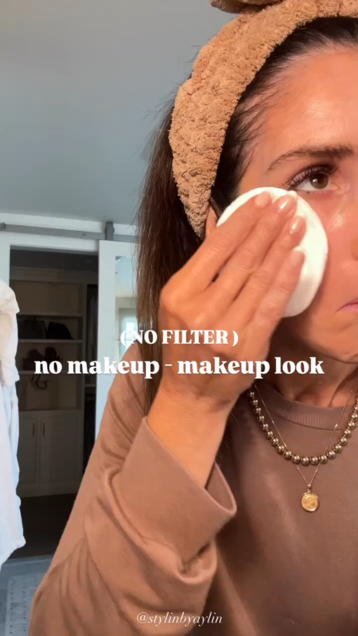 Sharing my 5 minute no makeup-makeup look✨
Most of these items l've used and loved for years and some are new finds
I've been playing with and loving!!
Foundation: Neutral Tan
Contour wand:Fair/medium
Cream blush: Fox
Concealer and eyeshadow: 3.5
Eyebrow powder: dark brown
Liquid eyeliner: intense black
Lip liner: 01 Delicate Nude
Collagen lip gloss: refresh rose
Lipgloss: blondie
Poor minimizer: Translucent

#LTKBeauty #LTKselfcare #LTKgrwm