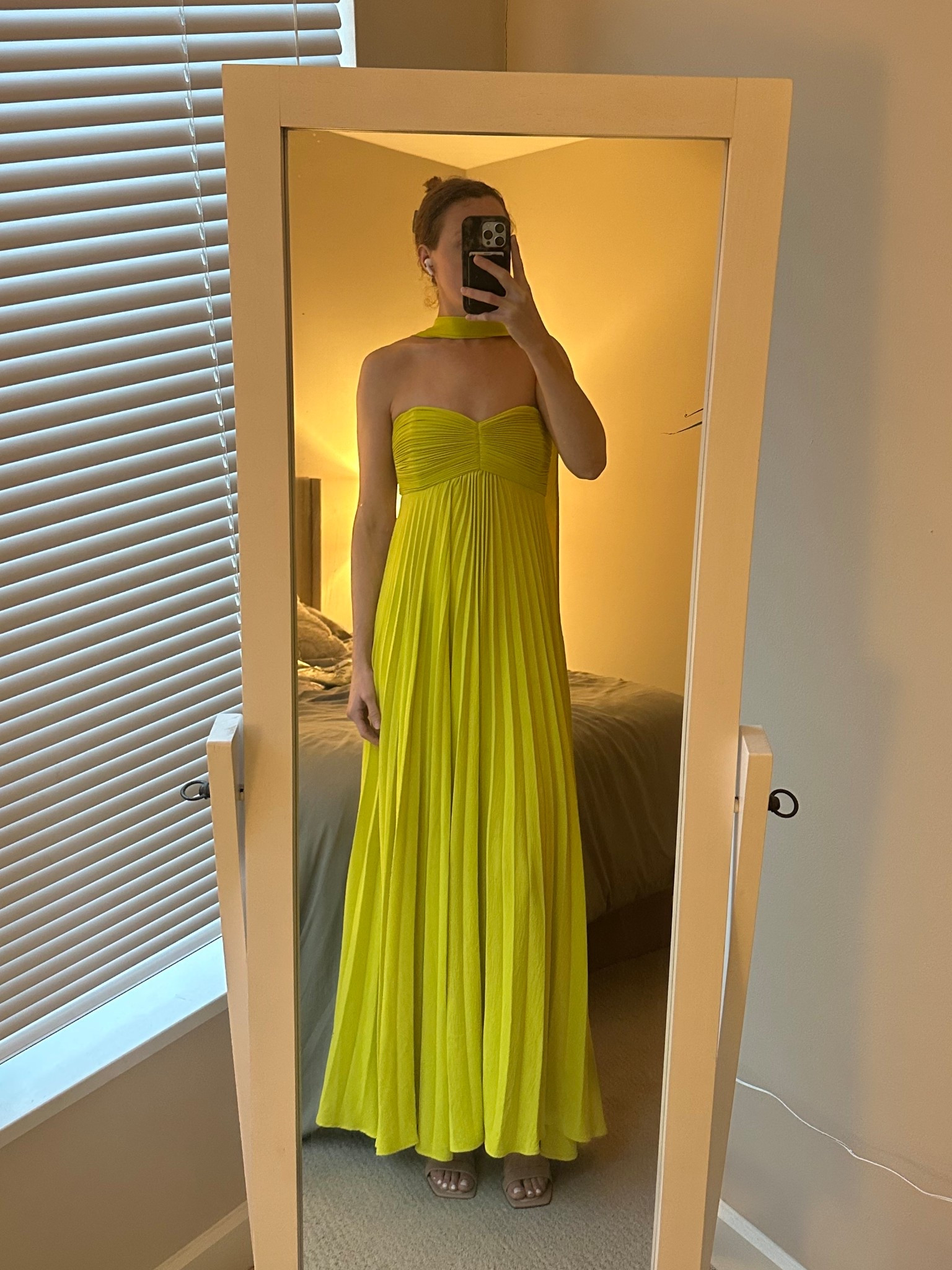 Chartreuse Luxury Wedding Guest Dress

Delfi Dapheni Dress in size S

#LTKSeasonal #LTKWedding #LTKTravel