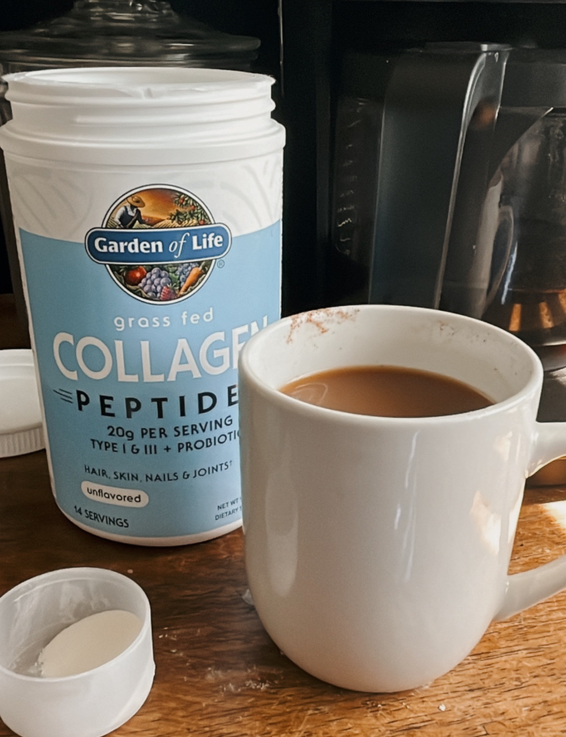 Collagen + probiotic coffee ☕️ 
:
Morning routine 

#LTKFitness #LTKFind #LTKhome