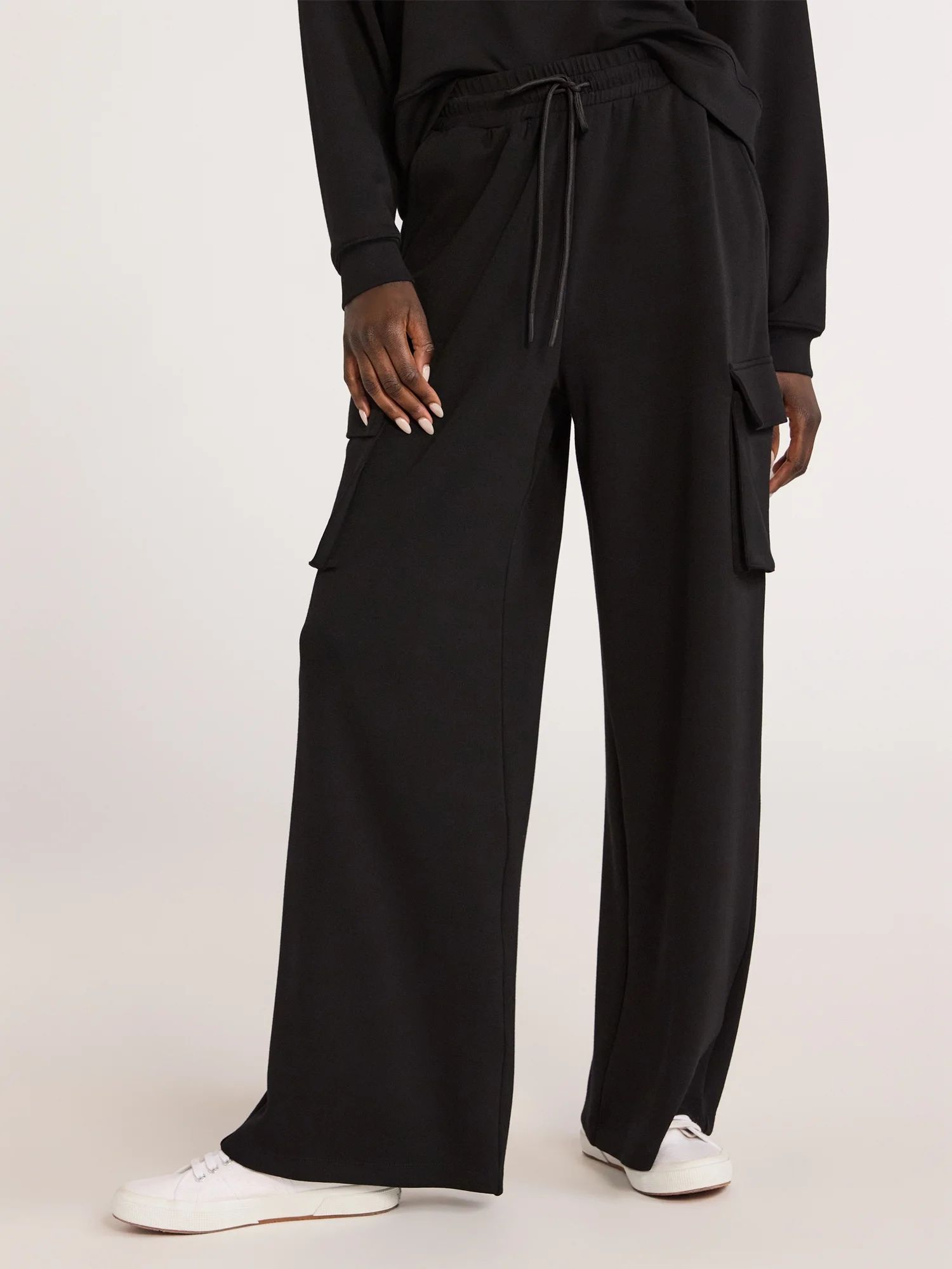 Scoop Women's Ultimate ScubaKnit Wide Leg Cargo Pants, Sizes XS-XXL | Walmart (US)