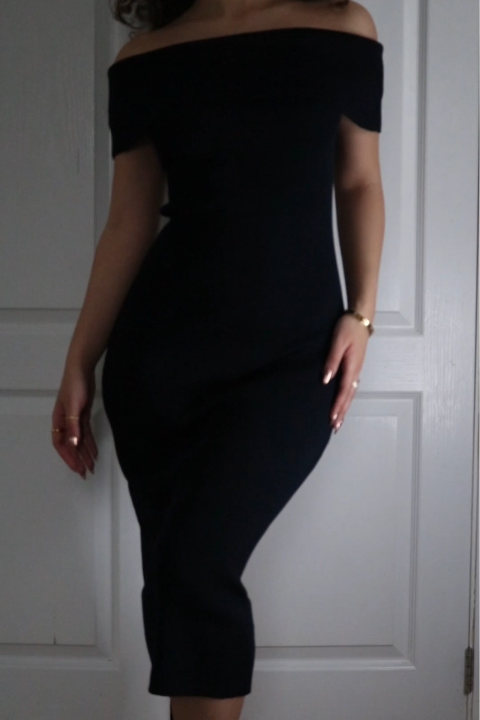 Off the shoulder dress from oak+fort 

#LTKfindsunder100 #LTKstyletip #LTKSeasonal