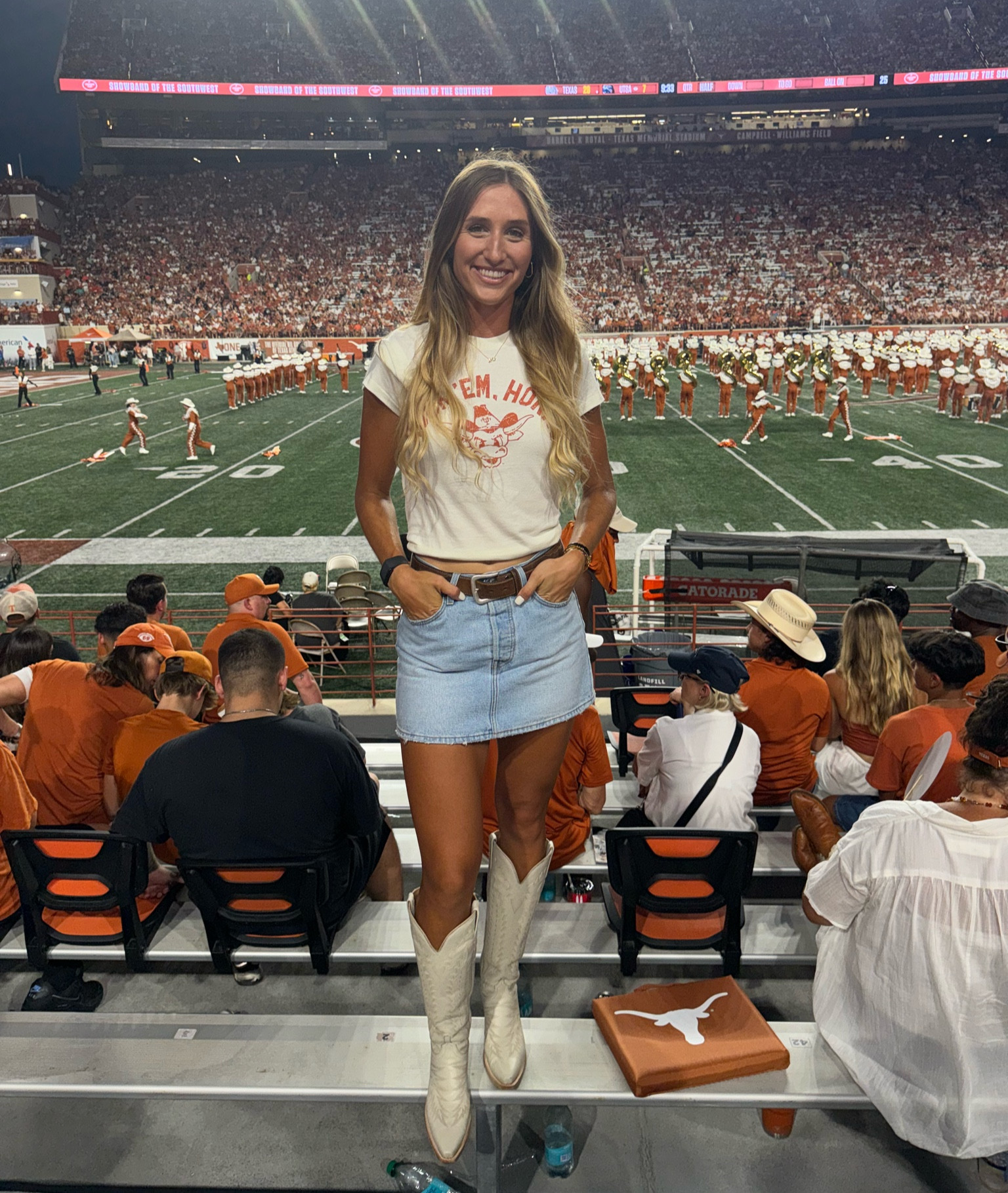 Game day outfit🤘🏼🏈 🧡 

#LTKstyletip #LTKU #LTKSeasonal