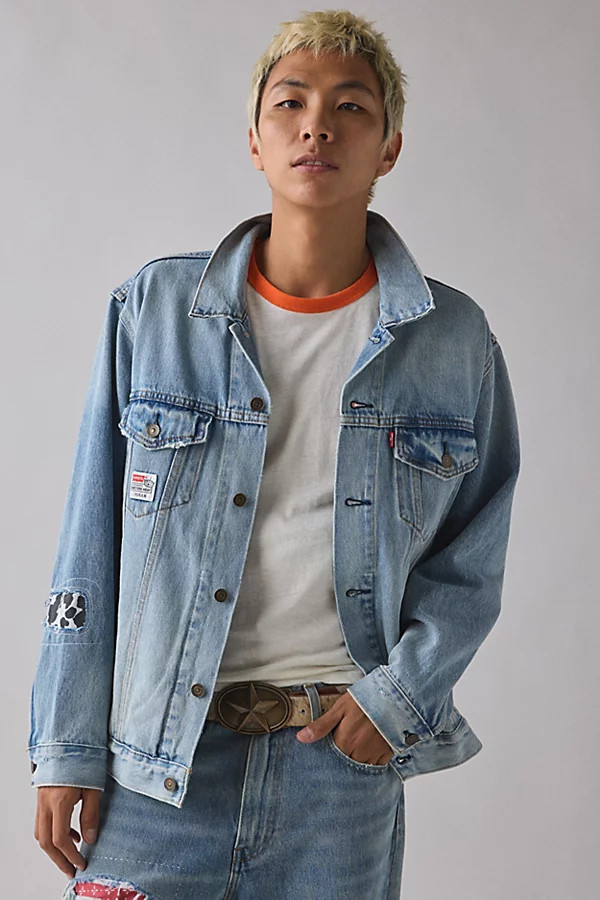 Levi's X Toy Story Type II Denim Jacket in Tinted Denim, Men's at Urban Outfitters | Urban Outfitters (US and RoW)