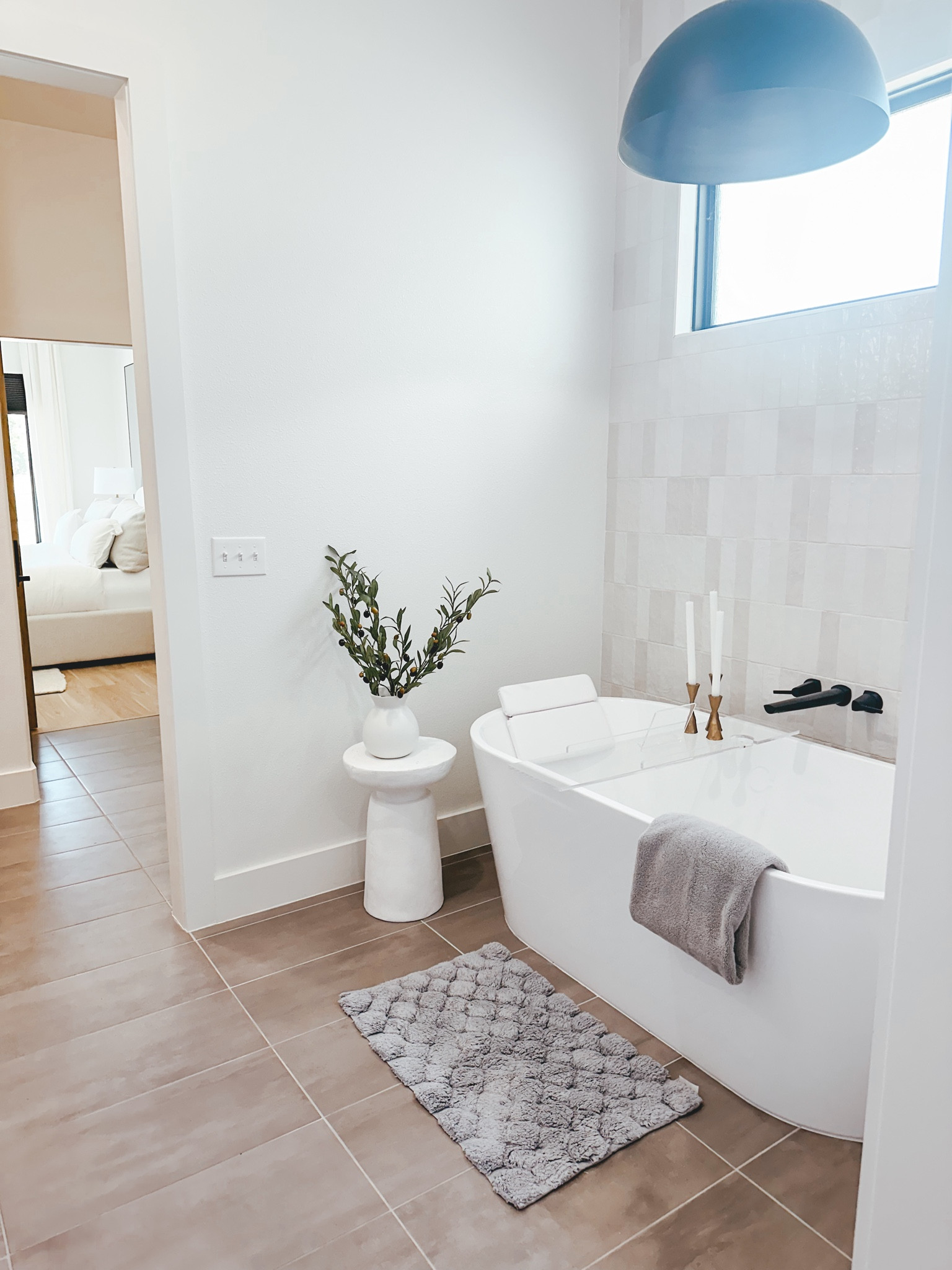 It doesn’t take a lot to decorate a space. Less is more in my opinion. You can have a few affordable pieces and it can bring the space life. Just like I did here in our bath space thanks to @Walmart😍 #Walmartpartner

These bath rugs are amazing and look so high end. I also switched out our towels and they are sooooo soft! The candlesticks have a high end texture to them and come in many colors. Lastly, don’t hesitate on Walmarts’ greenery and vases. The quality is amazing and you can’t beat the prices!

#walmart #walmartmusthaves #walmartdecorfinds #walmartlooksforless #walmartbathroom 
