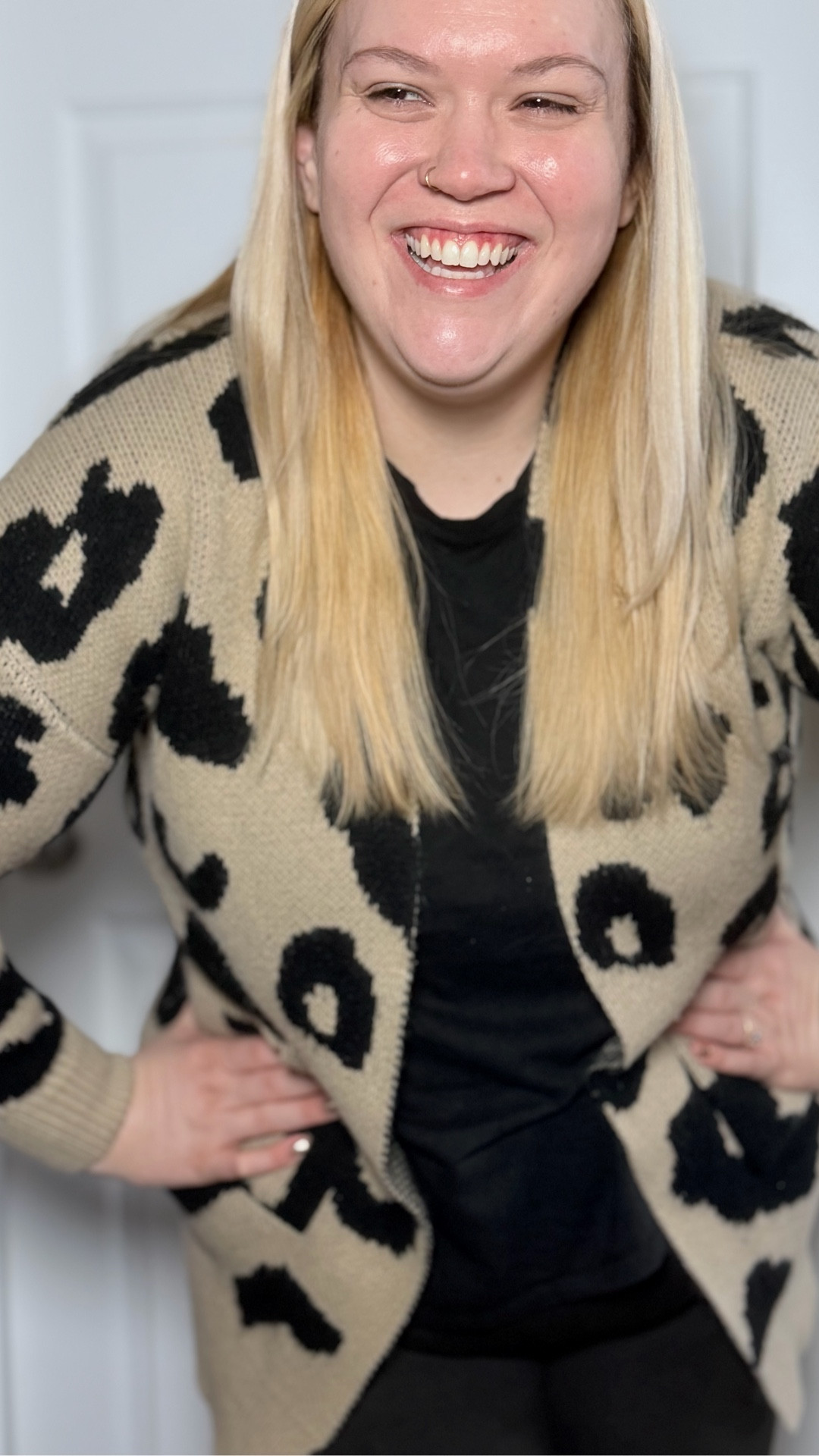 Some Mondays are about confidence.
Others are about comfort — and showing up anyway.
Leggings, a black tee, and my favorite leopard cardigan (yes, I probably own 50 😌).
Everything’s linked if you need a simple, cozy outfit that feels like a hug.

#LTKdayinmylife #LTKootd #LTKgrwm