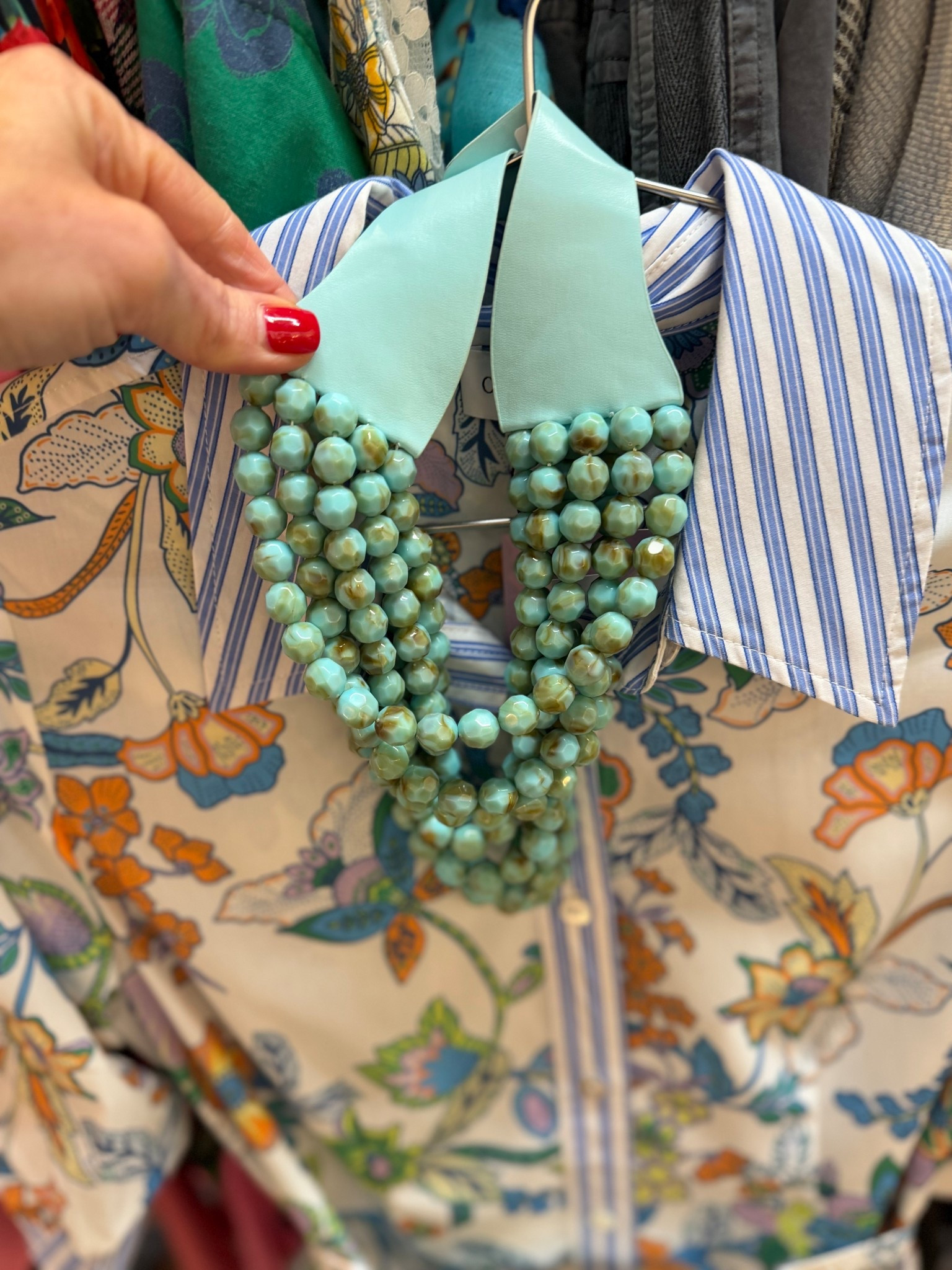 Throw on a statement necklace and call it an outfit ✔️

#LTKMothersDay #LTKmomlife #LTKgrwm