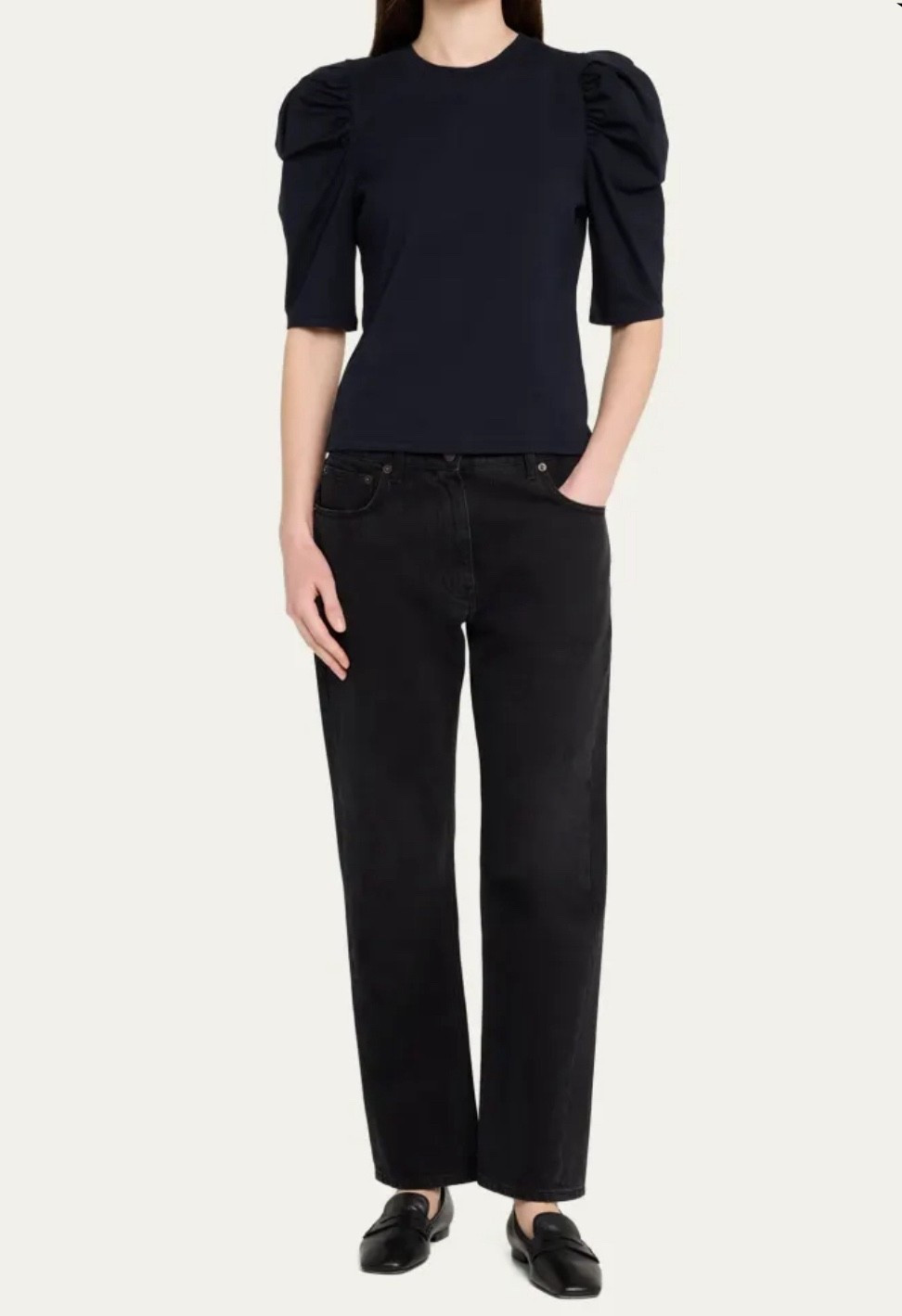 Oh navy and puffy sleeves!
💛Poshteacher 

#LTKHoliday #LTKGiftGuide #LTKootd