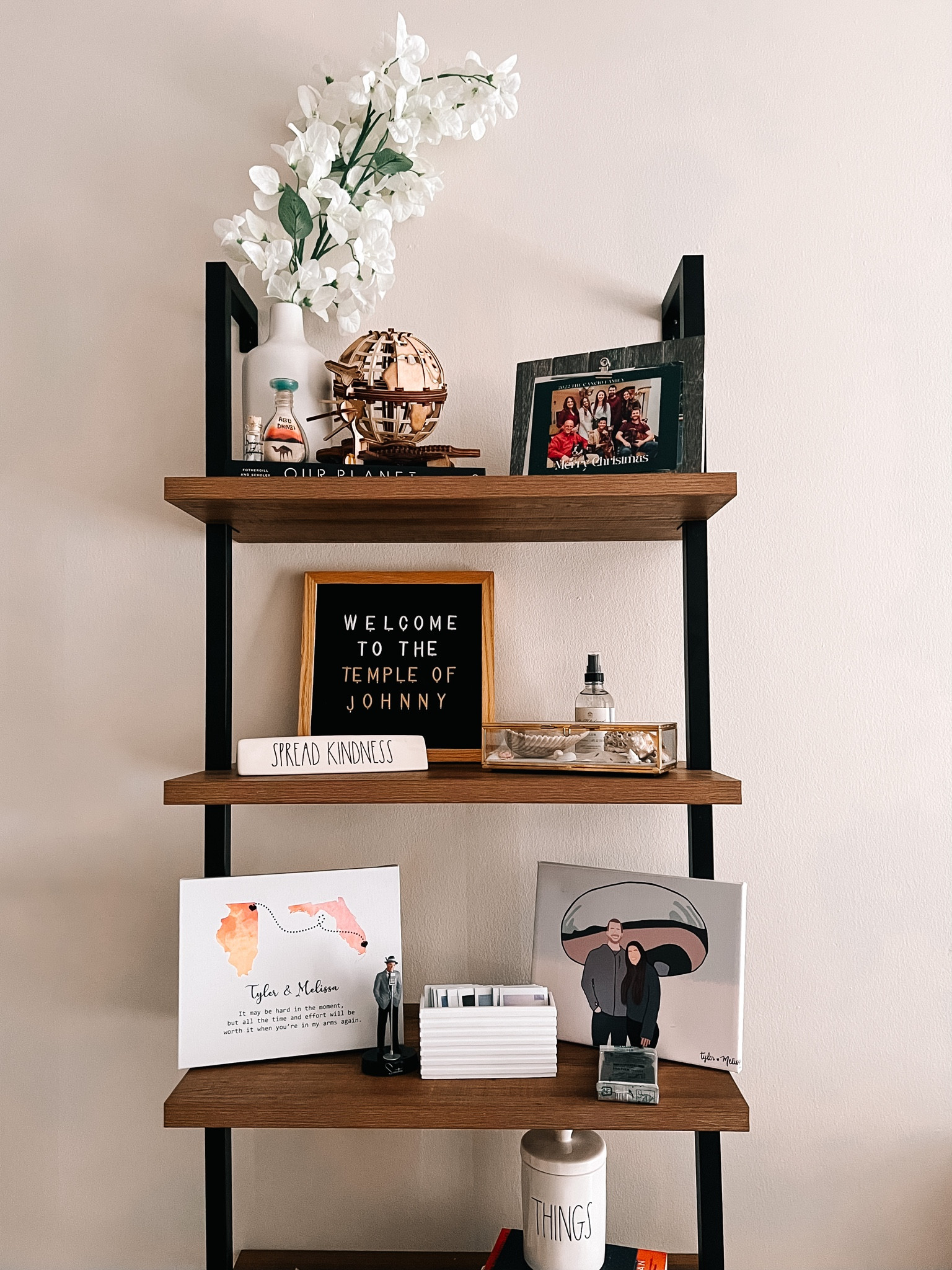 half the bookshelf, half the fun

#Amazon #Furniture #HomeDecor #Film 