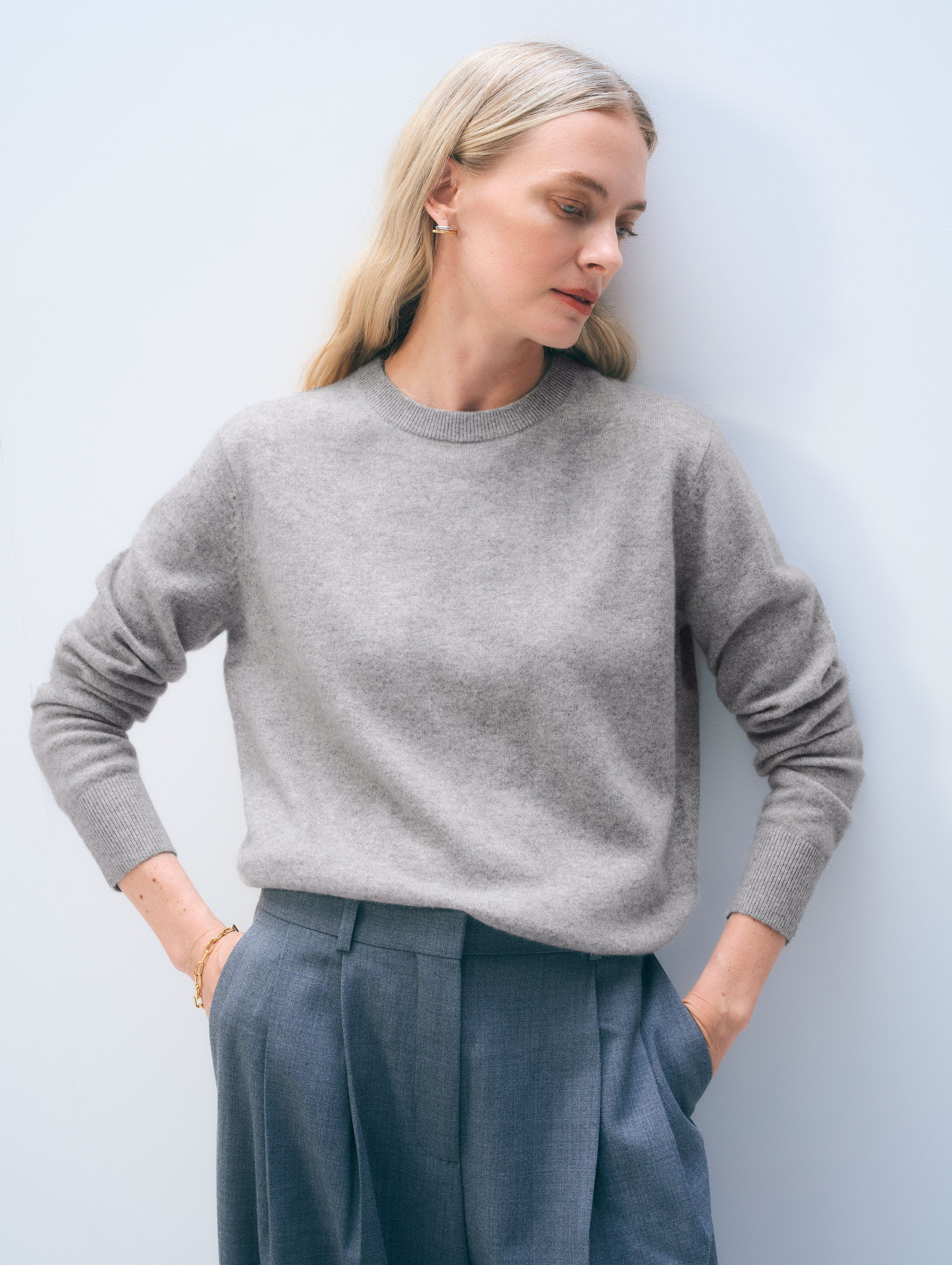 Cashmere Crewneck | Grey Heather | White and Warren