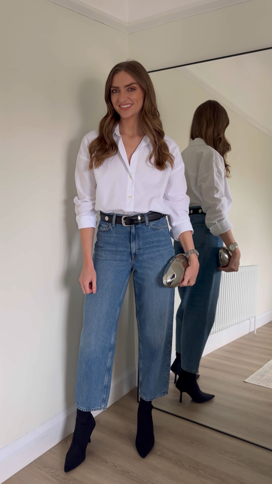 Studded leather belt styling

White Zara shirt, I can’t link on here so have linked similar
26 in the COS jeans
ASOS heeled pointed ankle boots
XS in the M&S studded black leather belt
ASOS silver clutch bag



Everyday outfit, wardrobe staples, capsule wardrobe, evening outfit 
Studded belt outfit, Khaite belt, designer dupe, going out outfit, white shirt outfit 



#LTKstyletip #LTKuk #LTKluxury