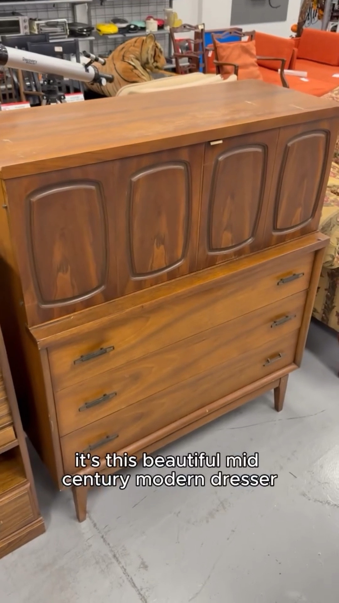 Forcing my husband into Goodwill is my favorite activity 😈 #thrift #thrifting #vibtage #retro #antique #mcm #furniture #decor
