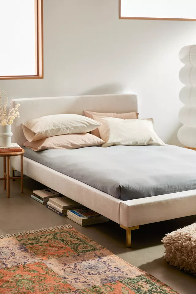 Rosalie Crosshatch Weave Platform Bed | Urban Outfitters (US and RoW)