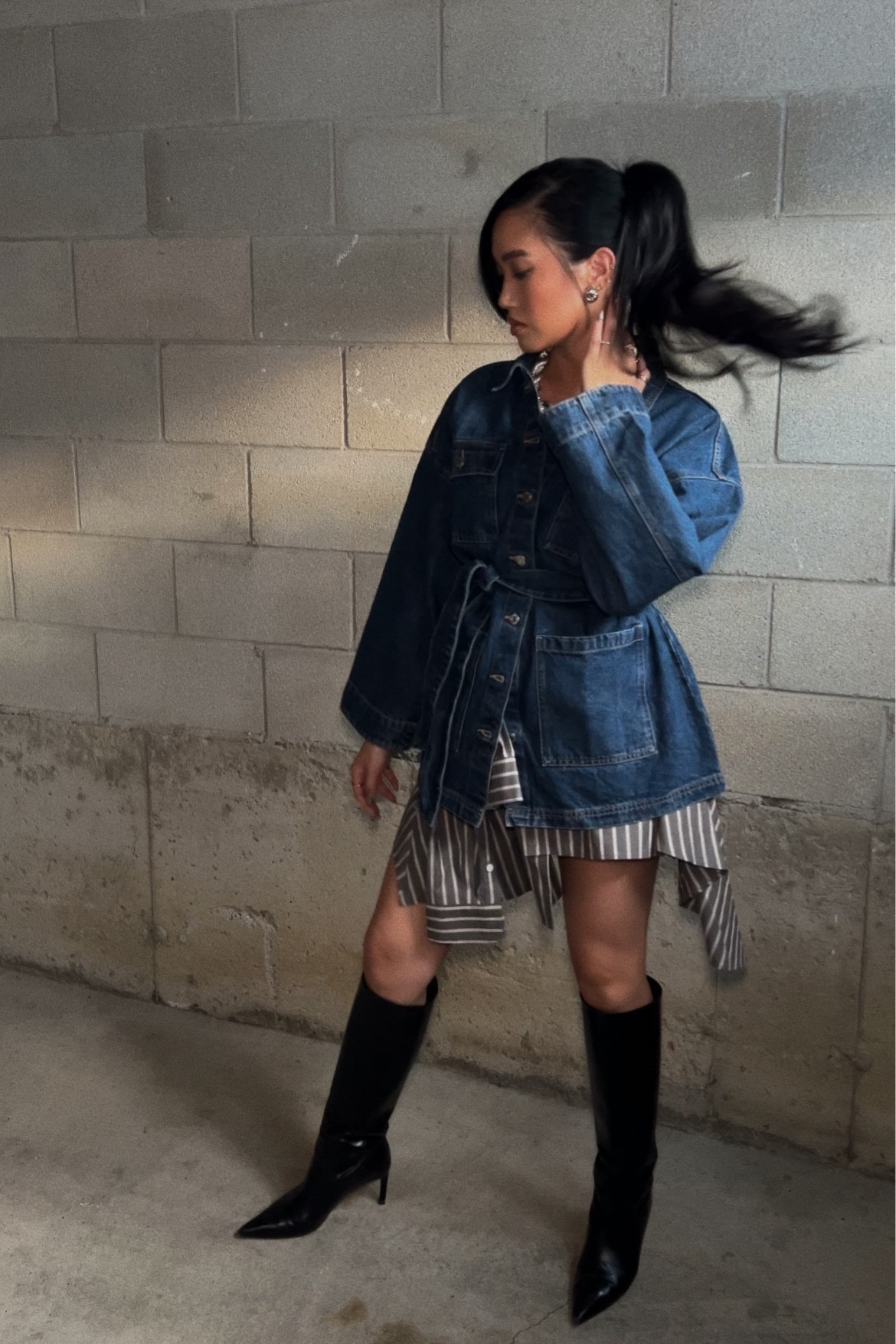 Love a good fall fit 
I’m wearing the denim in medium for an extra oversized look 