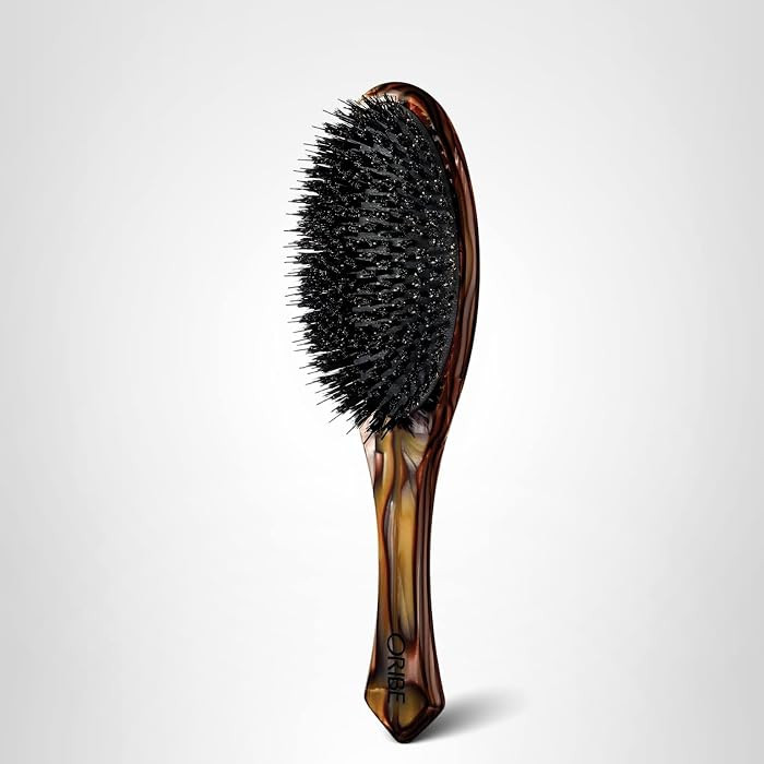 Oribe Flat Brush - Gently Detangles & Smooths Hair - Sleek, Shiny Finish | Amazon (US)