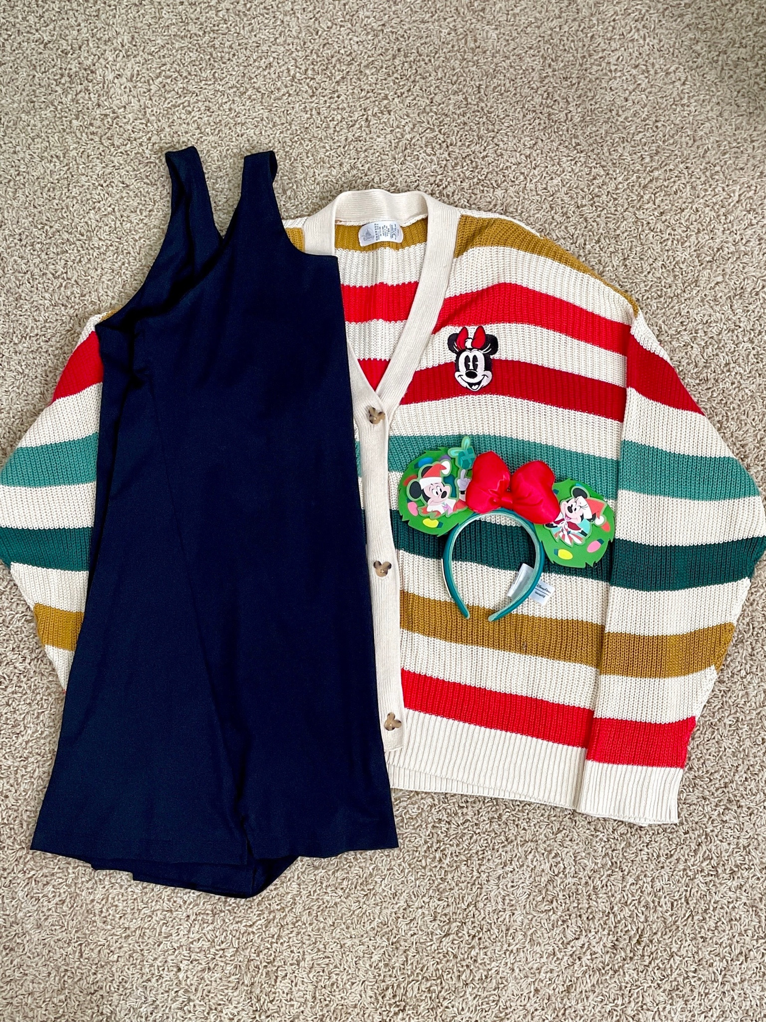 Cute & Easy Disney Holiday Outfit #holidayoutfits 

#LTKstyletip #LTKbump #LTKSeasonal