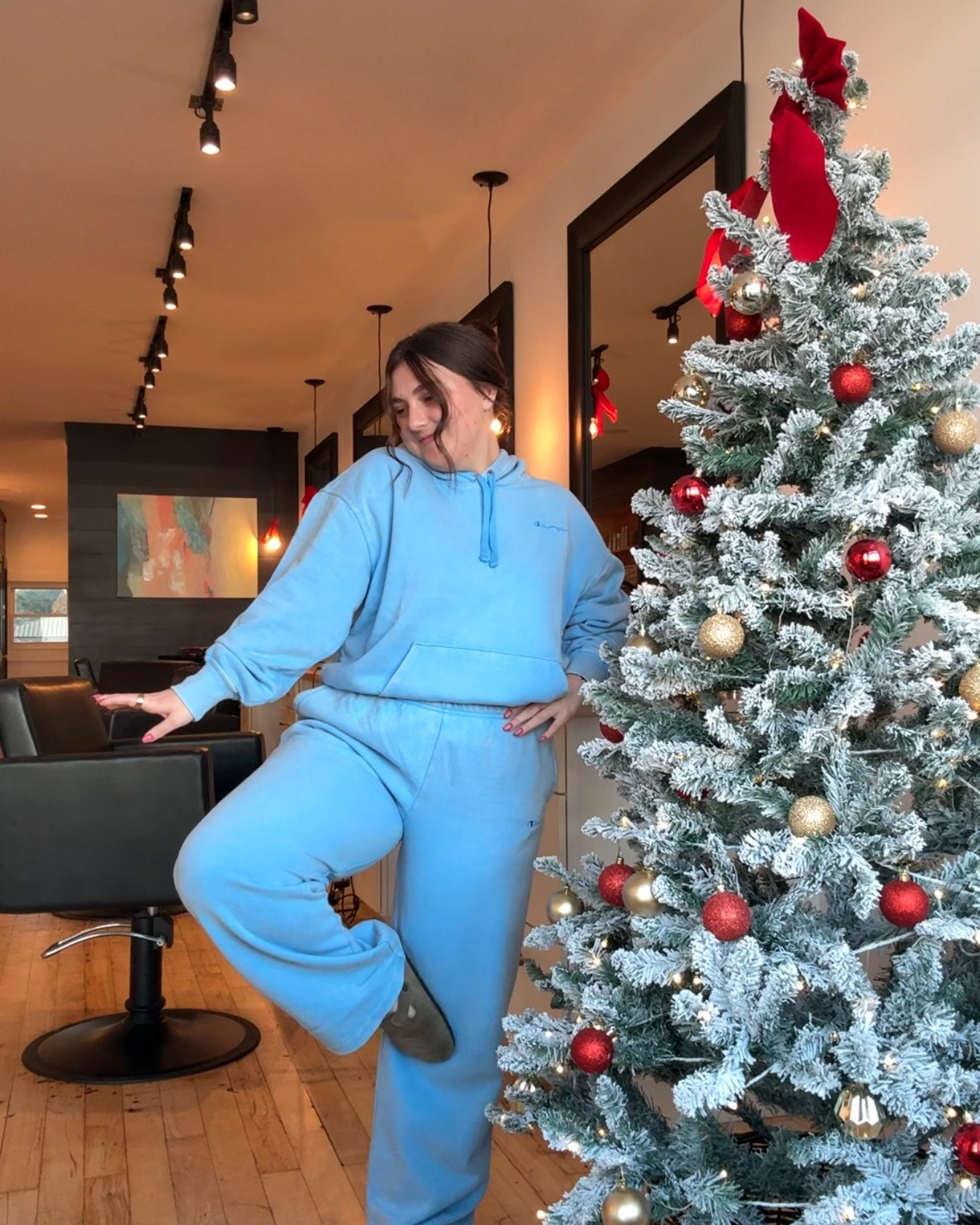 If comfort was an outfit… it would be this 💙 Staying warm, cute, and comfy all season long.

#LTKmomlife #LTKHoliday #LTKGiftGuide