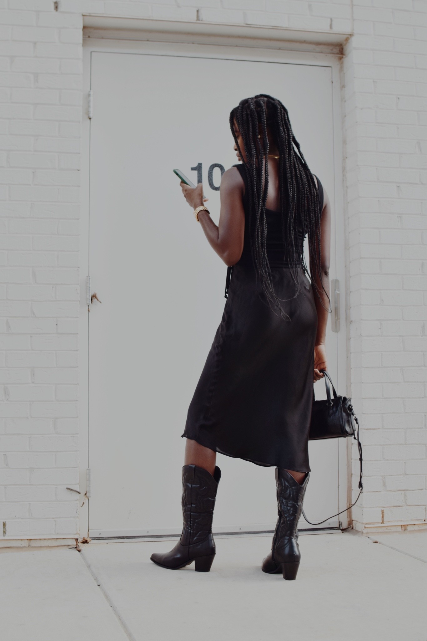 Me 🤝 cowboy boots
#cowboyboots #fallshoes #autumnoutfit #fallstyle


#LTKshoecrush #LTKsalealert #LTKstyletip