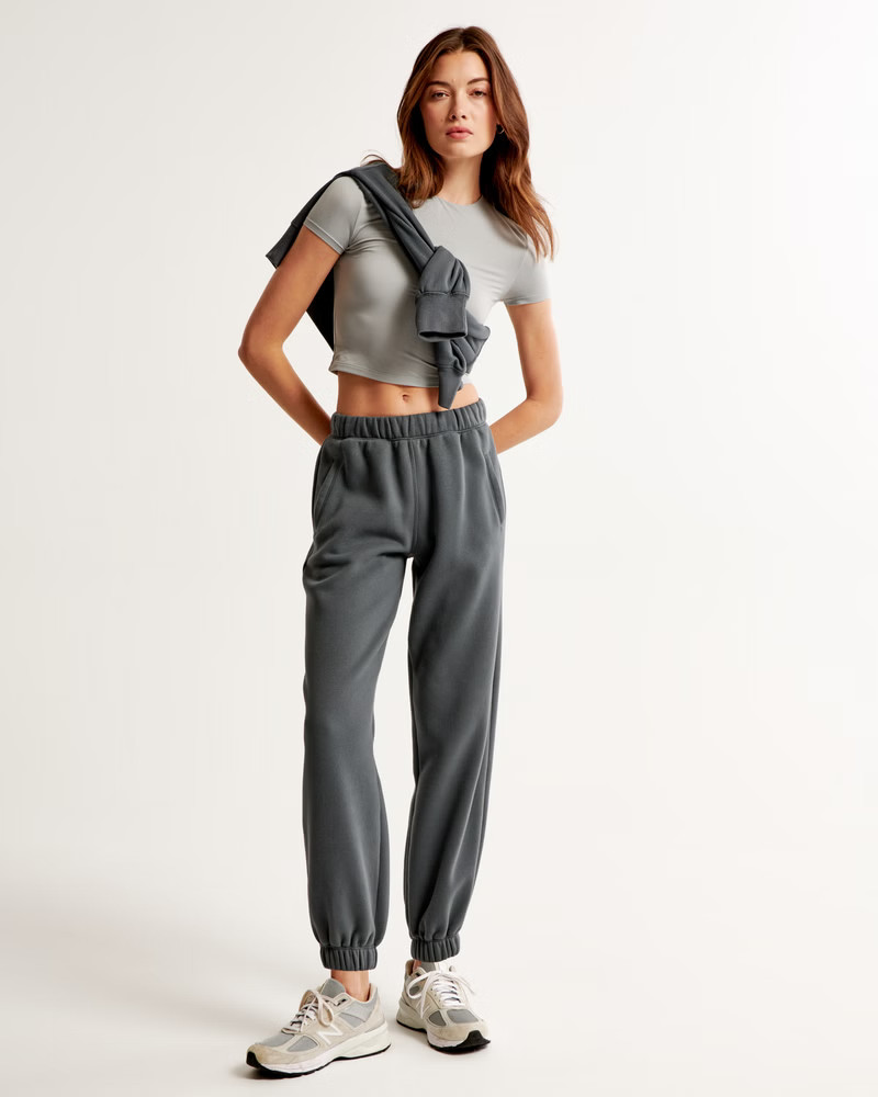 Essential Oversized Sunday Sweatpant | Abercrombie & Fitch (US)