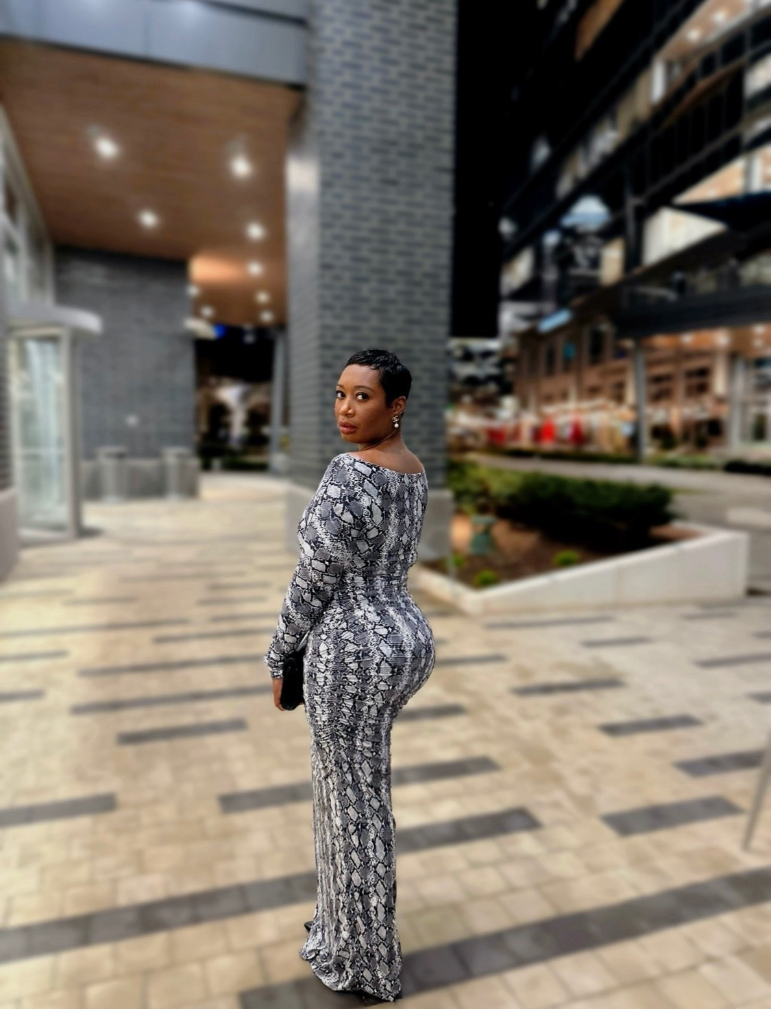 Snake print long dress size CL. Medium stretch 

#LTKMidsize #LTKSaleAlert #LTKBeauty