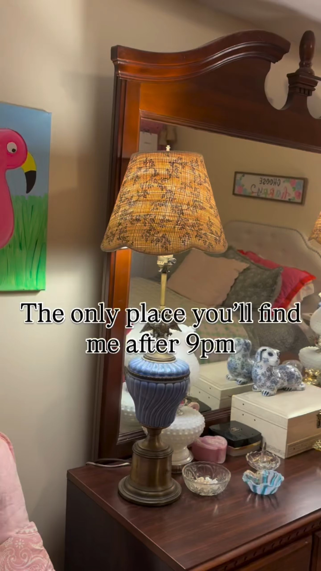 Whose with me?! 💁🏼‍♀️💁🏼‍♀️ As always, everything’s linked in my @shop.ltk 💖

Grand millennial home • grand millennial decor • grand millennial • cozy vibes • apartment decor • bedroom decor • grand millennial style • grand millennial bedroom • preppy • preppy decor • preppy bedroom • preppy style #thepinkchickadee #grandmillennial #preppy