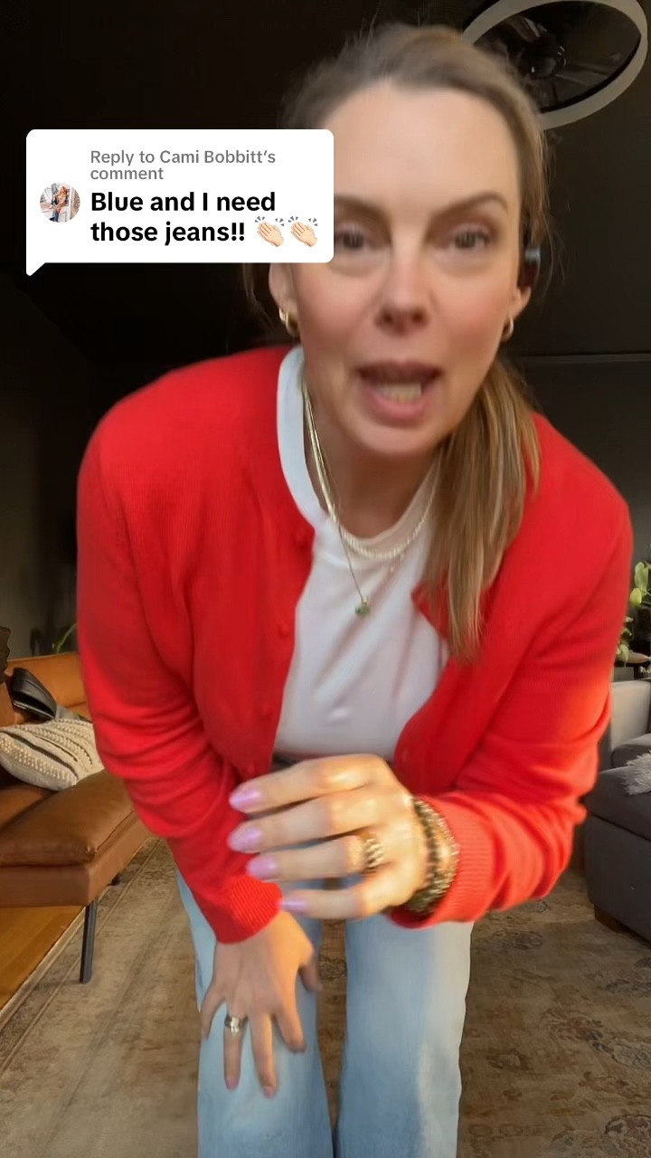 Barrel jeans but not crazy shaped! #barreljeans #premiumdenim These dl1961denim are so good! 

#LTKstyletip #LTKover40 #LTKmidsize