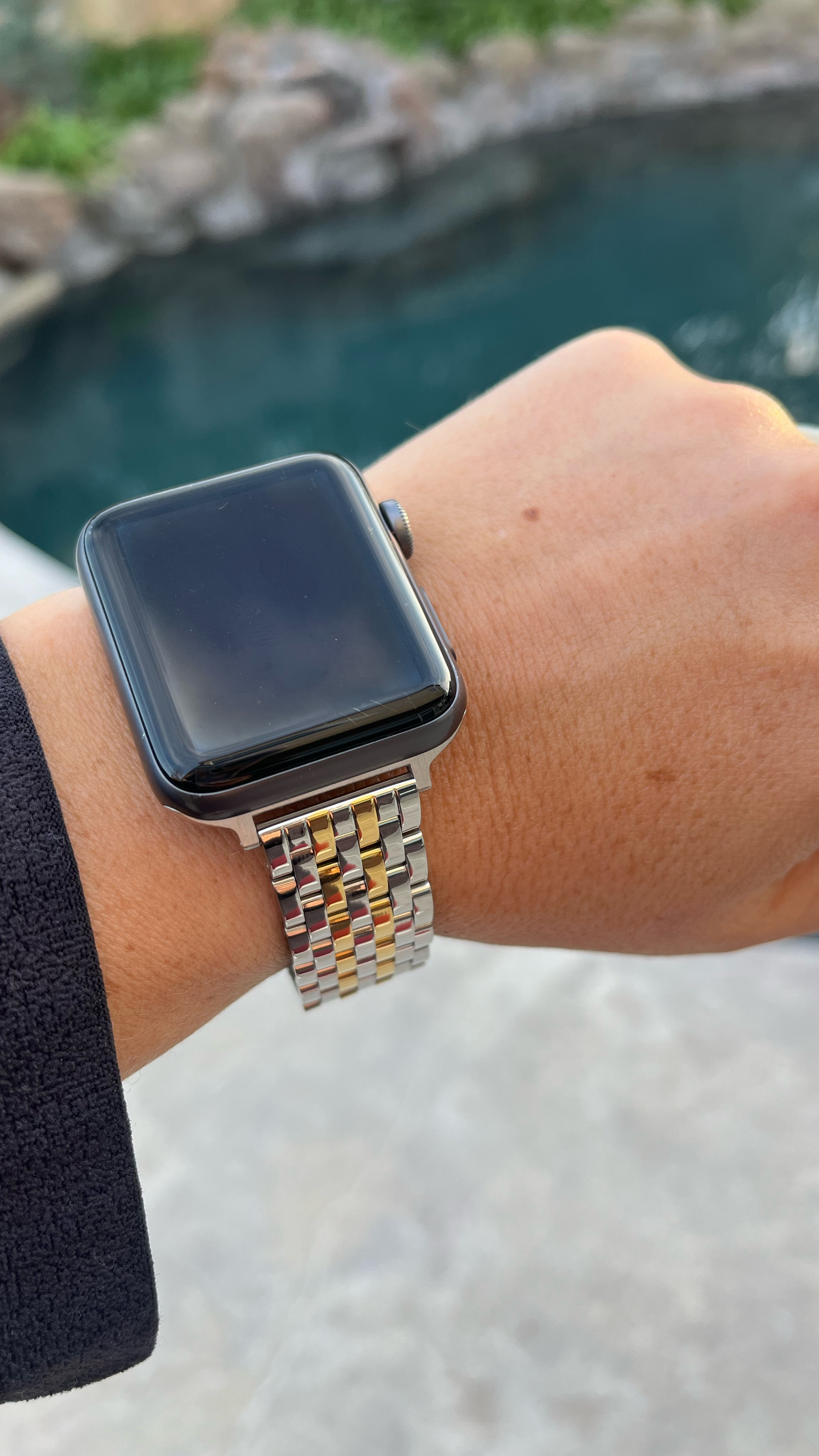 Obsessed with this two-tone gold and silver Apple Watch band! It’s affordable, high quality, and goes with everything—the perfect mix of classic and modern. My new go-to accessory that I got for my birthday and haven’t taken off since! Elevate your Apple Watch with this chic, versatile band. Shop it now! ✨ I linked a few options in different sizes for you. Be sure to clip the coupons.

Apple Watch band 
Two tone jewelry 
Classic style 
Affordable finds 
Watch style 


#LTKWatchNow #LTKFindsUnder50 #LTKStyleTip