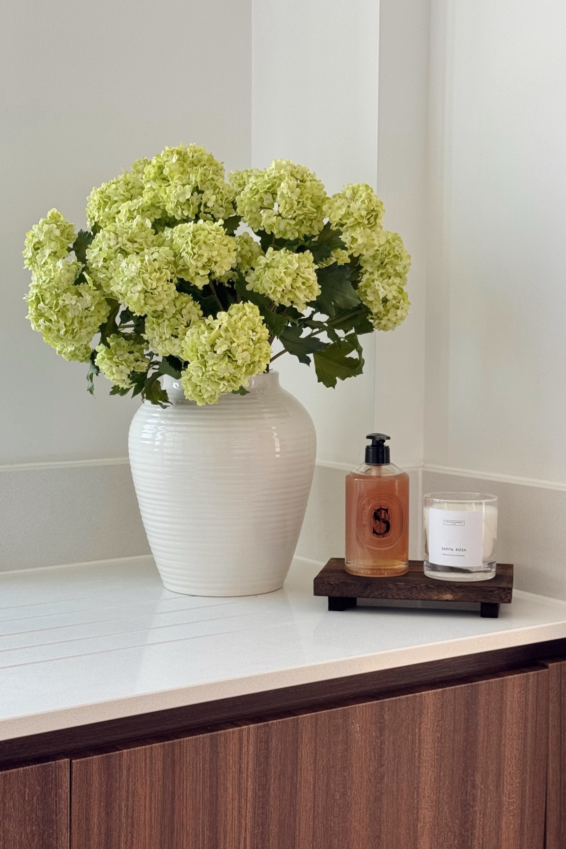 Flowers and vase : Suffolk Nest