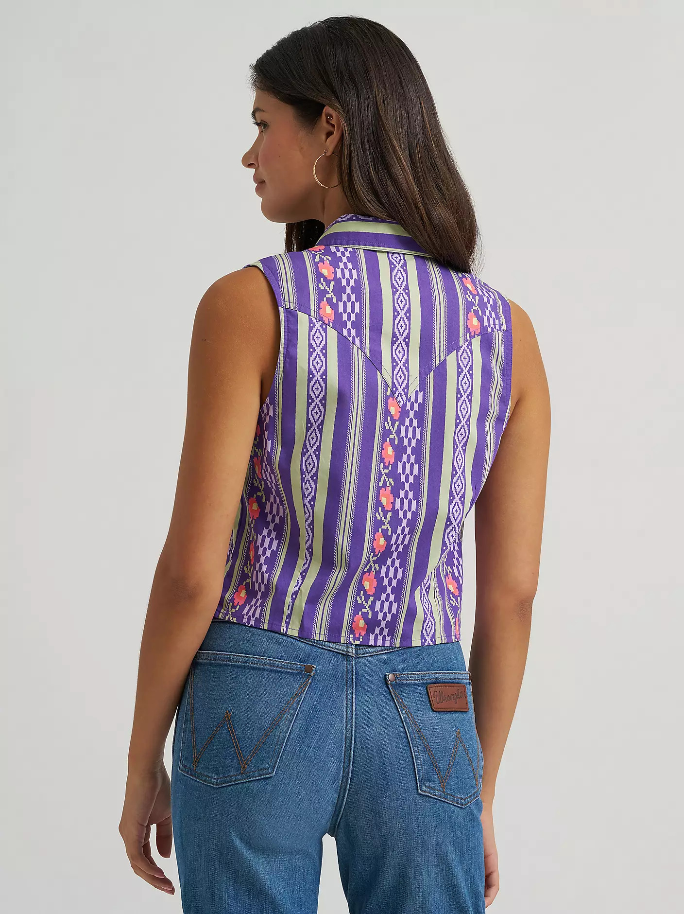 Women's Wrangler Sleeveless Checotah Western Snap Shirt | Wrangler