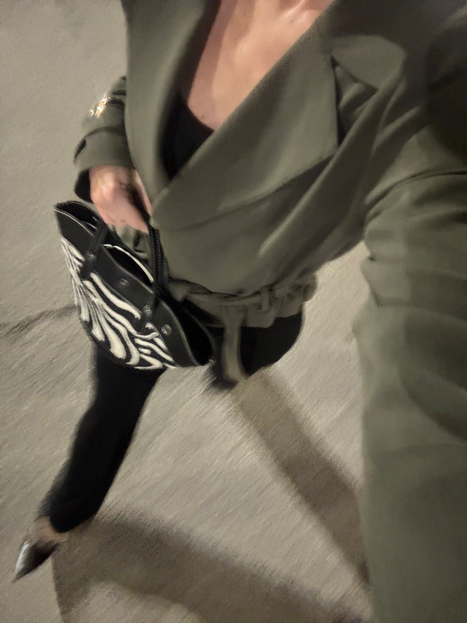 zebra bags >

#LTKSeasonal #LTKFindsUnder100 #LTKootd