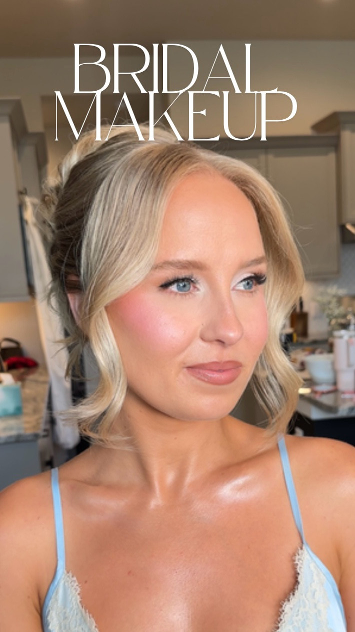 Had the best time glamming @chesneyrector with no trial run! Congratulations 💖✨ #houstonmakeupartist #cypresstxmakeup #bridalmakeup #bride