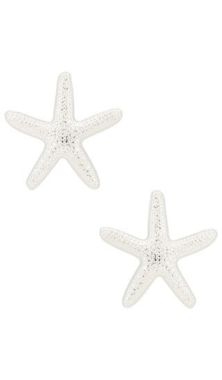 Ettika CLOUS D'OREILLES en Metallic Silver. | Revolve Clothing (Global)