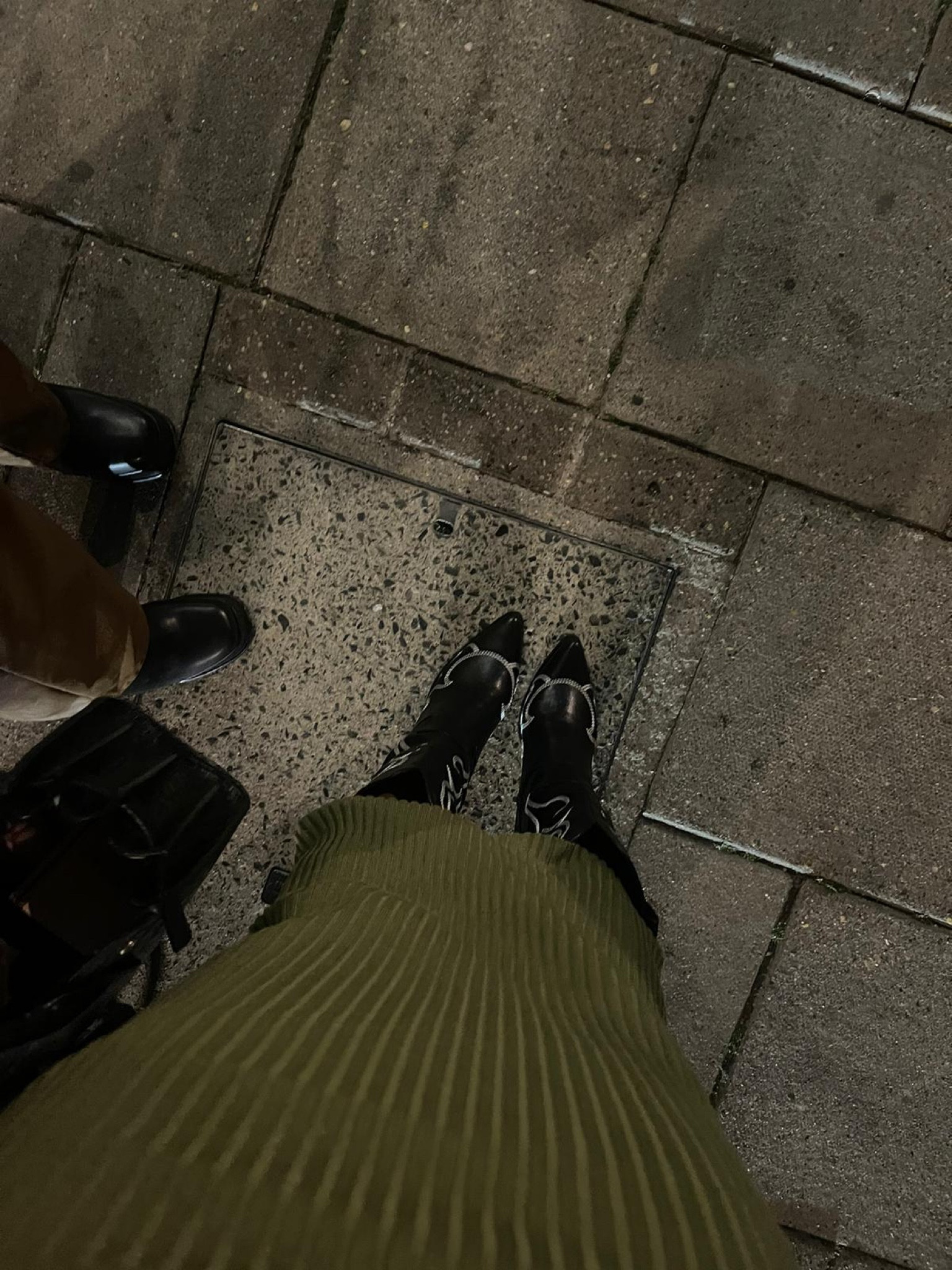 Cow boy boots, heeled boots, contrast stitch boots, plt, black heeled knee high boots 

#LTKstyletip #LTKeurope #LTKshoecrush