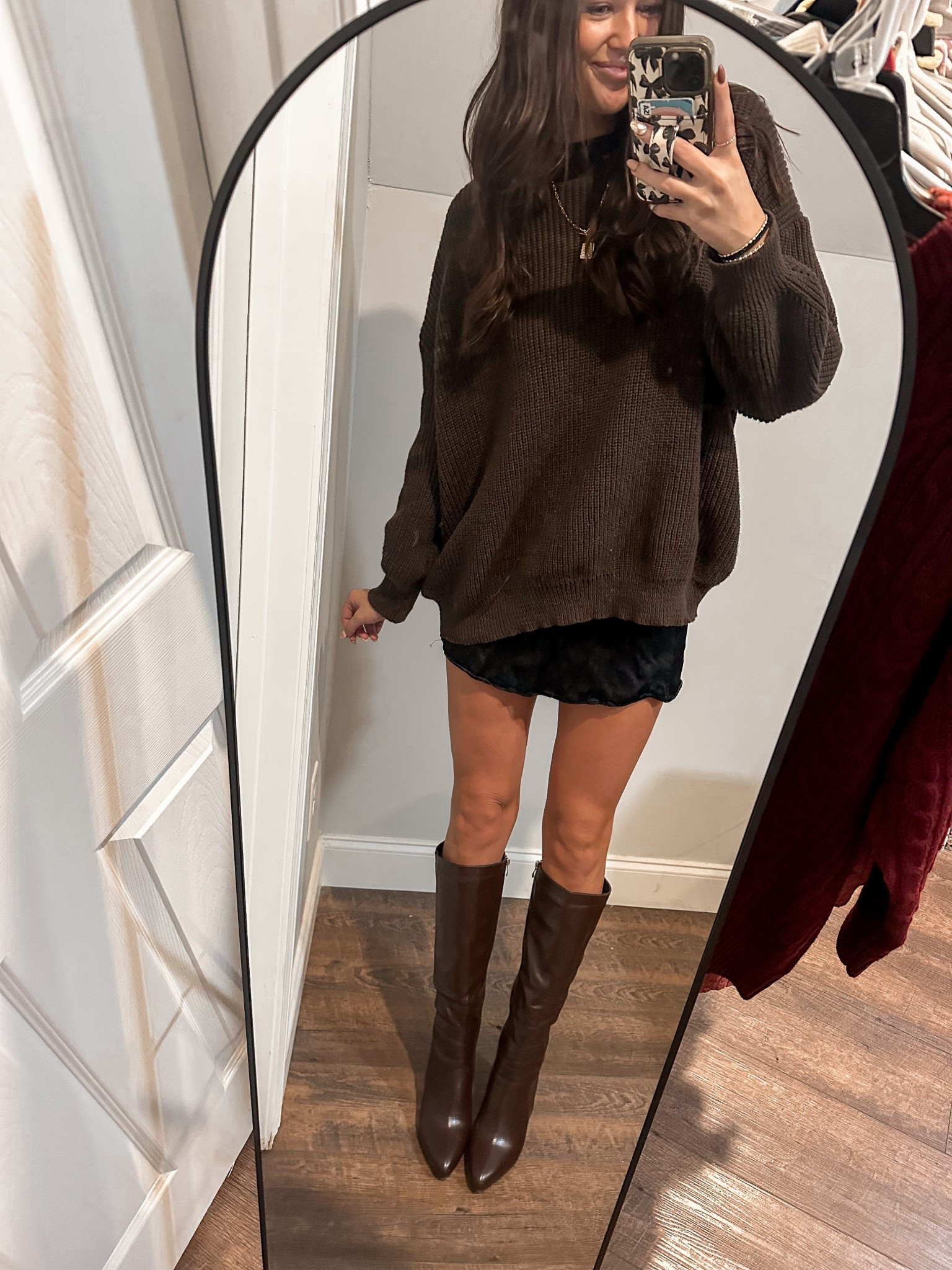 what i wore to Friendsgiving 🐻🖤

#LTKootd #LTKHoliday #LTKgrwm