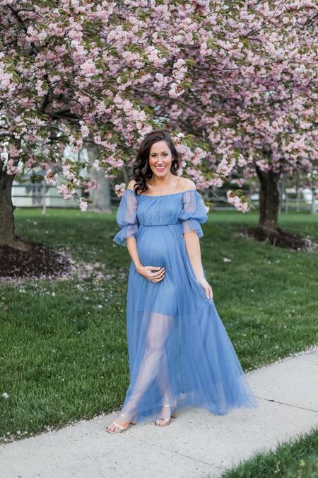 Looking for a fancy dress for a baby shower, wedding, or date night that’s also bump friendly? Check out this Amazon find! 💙

Amazon fashion // maternity dress // bump friendly dress // baby shower dress // bump friendly wedding guest dress // puff sleeve dress 

#LTKunder100 #LTKbump #LTKFind