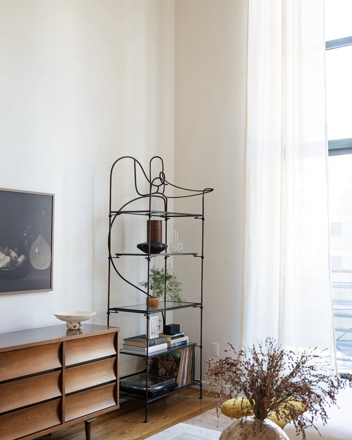 Shop Taylor Simon’s living room! #LTKHome
