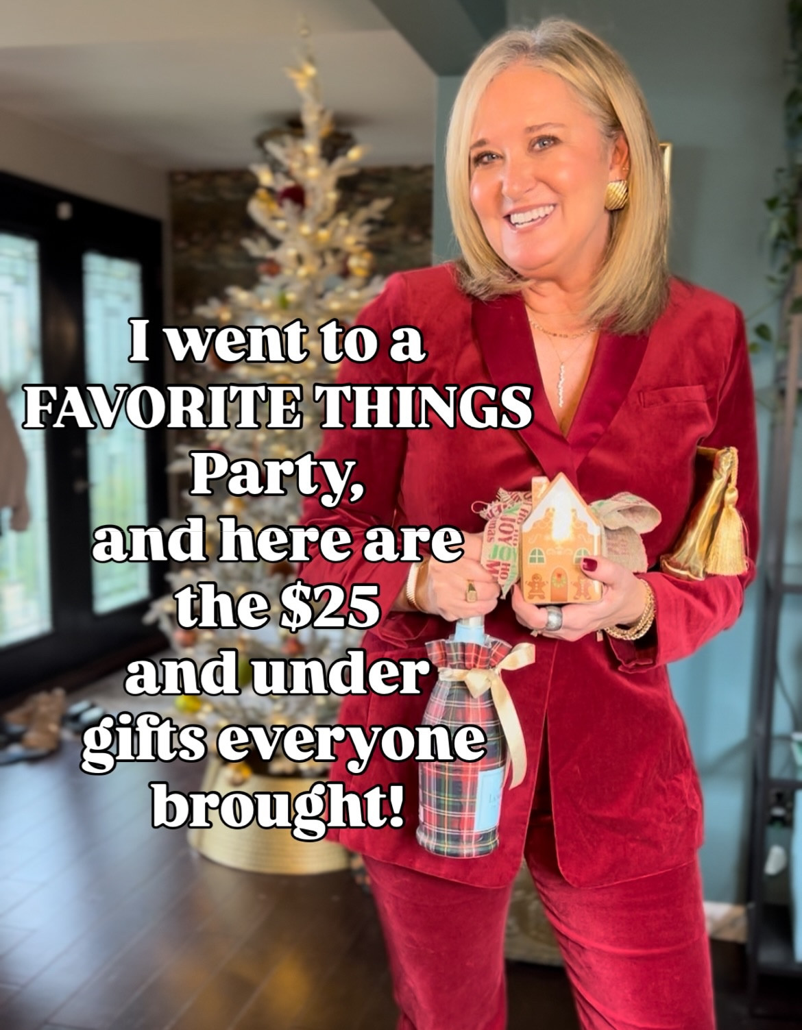 I just went to a FAVORITE THINGS Party ❤️Here are the gifts everyone brought, plus a few other ideas! 

Comment LINKS to have details sent to your DM’s! 

#favoritethingsparty #holidaygiftideas #giftsunder50 #giftsunder25 #giftguides #giftsforthehostess