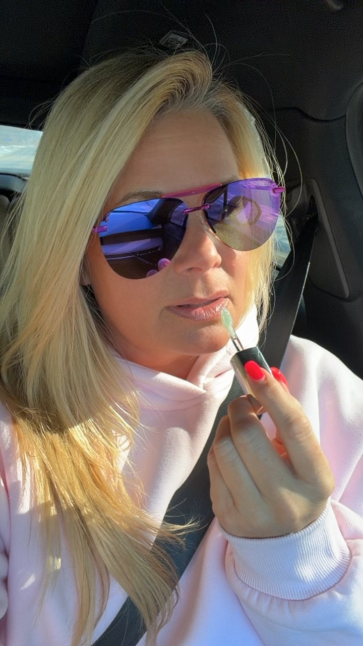 New Sunnies- where are my pink girls at?? 

#LTKootd #LTKselfcare #LTKBeauty