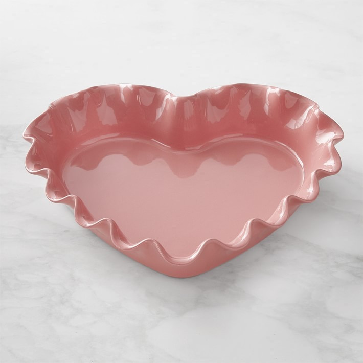 Ceramic Ruffle Heart Pie Dish 
🤍

#LTKSeasonal #LTKParties #LTKHome