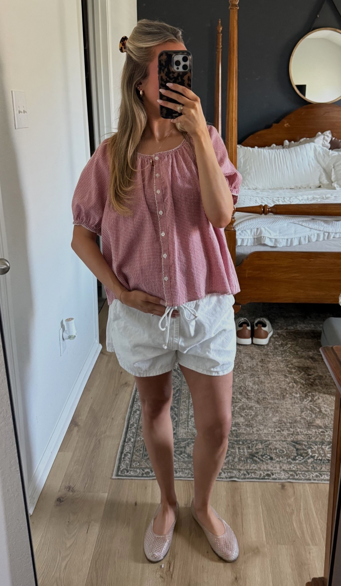 third trimester fit🫶🏼 size medium in top and bottoms! added similar tops and shoes!
