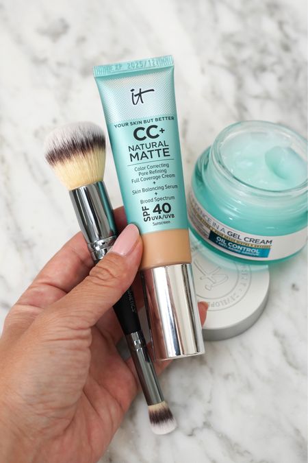 Loving the new @itcosmetics CC+ Natural Matte for full coverage that still looks natural with a soft matte finish. It’s great for oily skin and also love that it has SPF 40, controls the shine, lasts all day and blurs out the skin.

I’m wearing Medium Tan and think it’s a great match! Pairs well with the new Confidence in a Gel Cream for oil control. Their Complexion Perfection Brush 7 is a must!

Find them both at @sephora

#ITCosmetics #ItCosmeticsPartner #CCNaturalMatte #SoftMatte #makeuplook

#LTKbeauty #LTKxSephora