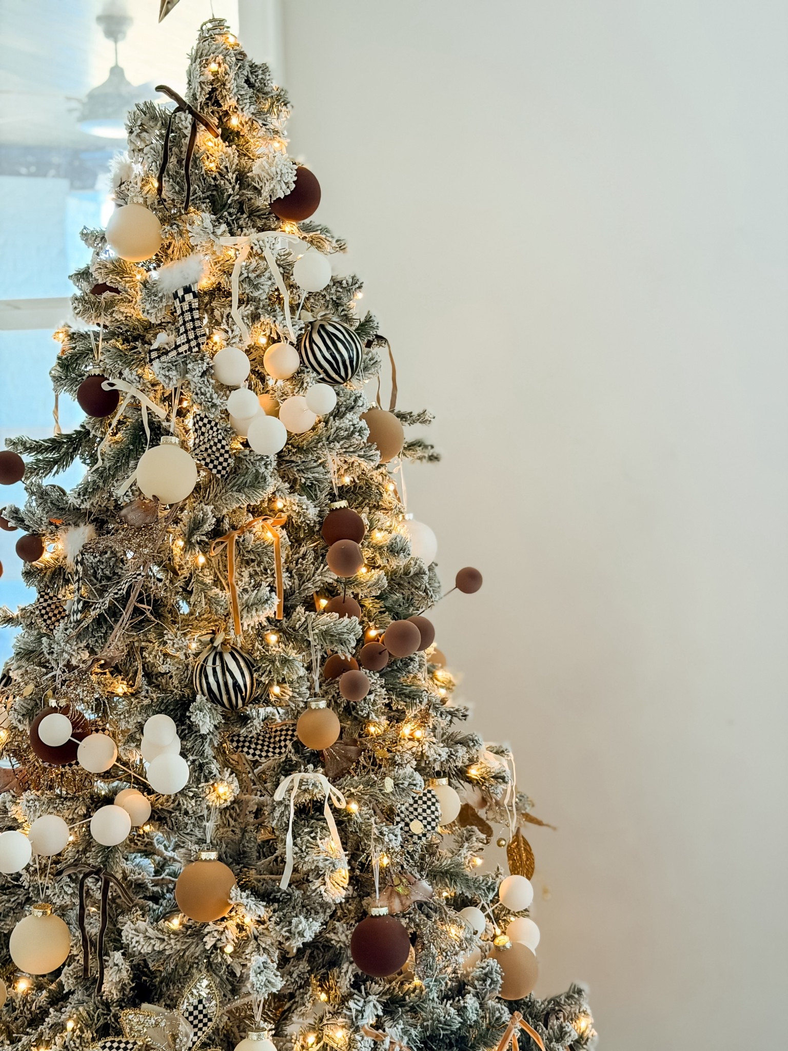 Holiday home decor
Christmas tree decor
Brown ornaments
Neutral holiday decor

#LTKFindsUnder50 #LTKHoliday #LTKHome