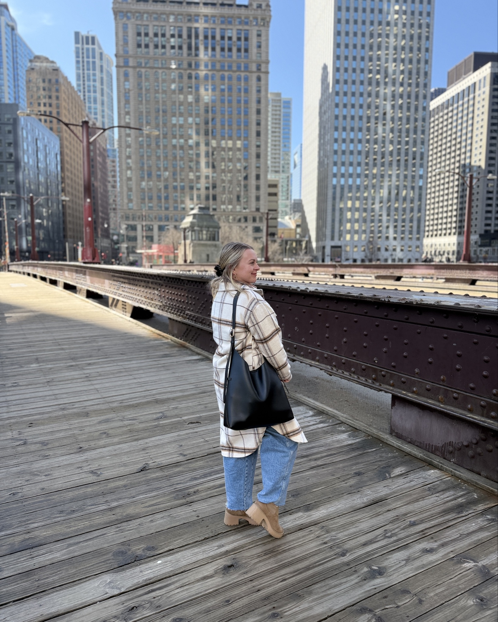 the purse you need; a basic staple in your closet, you won’t need another! 🖤

#LTKdayinmylife #LTKgrwm #LTKootd