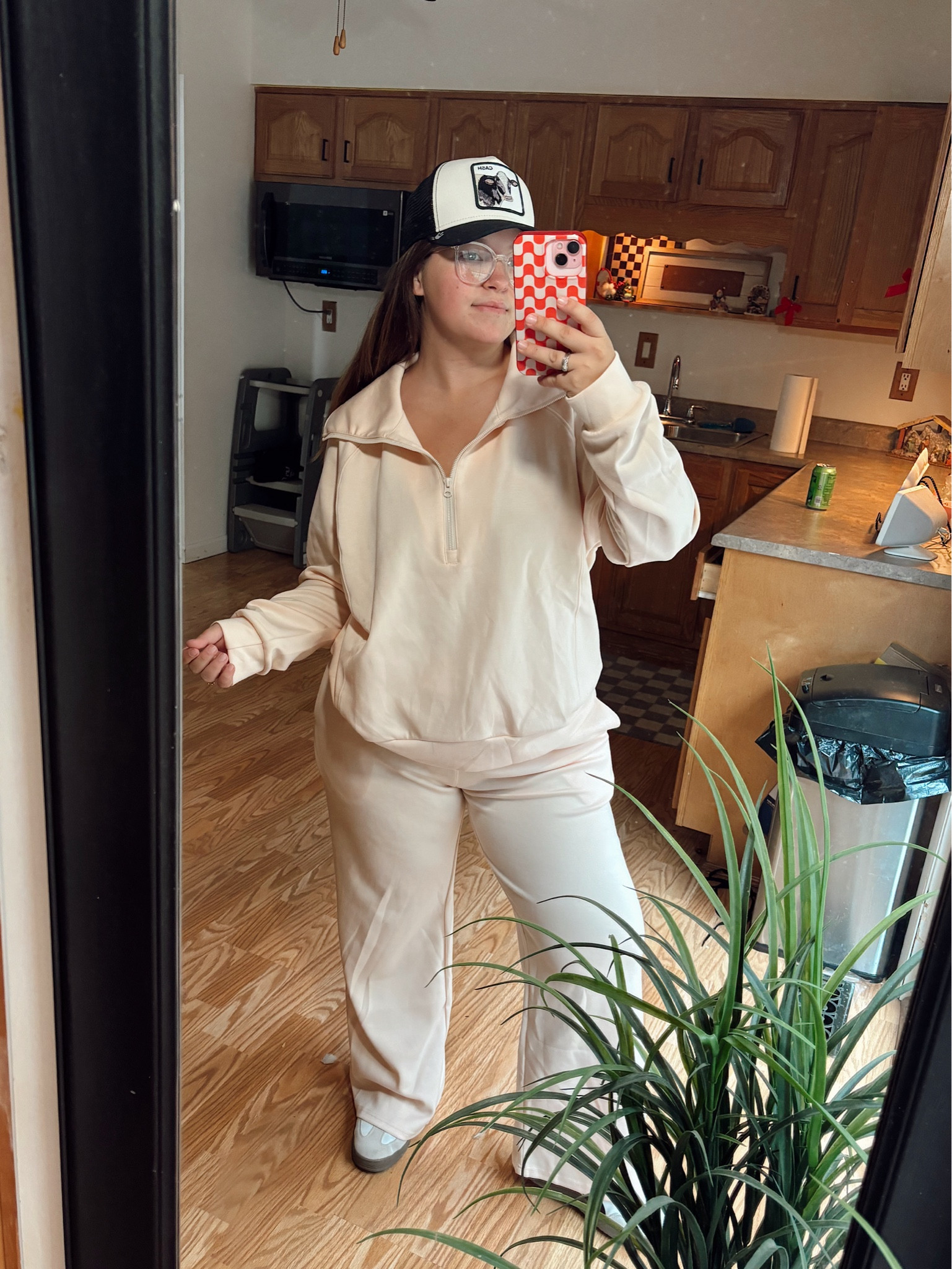 A comfy two piece set for a day full of ball games! 
I’m wearing an xl and the color is apricot!✨

#LTKStyleTip #LTKFitness #LTKMidsize