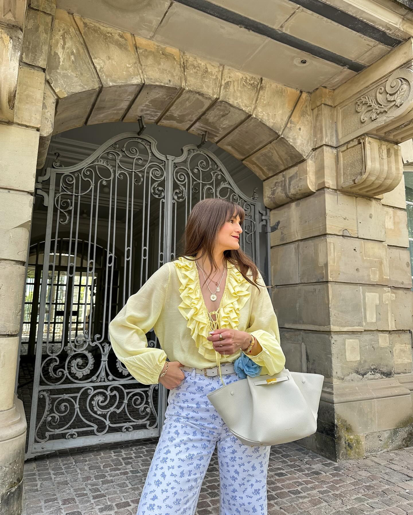 Butter yellow everyday please 🧈💛 (and ice cream too 🍦🤭) 
Le retour de la frange et du jaune, elle est pas trop belle cette blouse ? 
•
•
•
•
Spring style, summer outfit, summer style, yellow outfit, pastel outfits
#springoutfitideas #summeroutfitideas #frenchgirlstyle #parisiennestyle #parisiennechic #everydayoutfits #pastelyellow #butteryellow #pasteloutfit #casualchicstyle

#LTKfrance #LTKeurope #LTKsummer