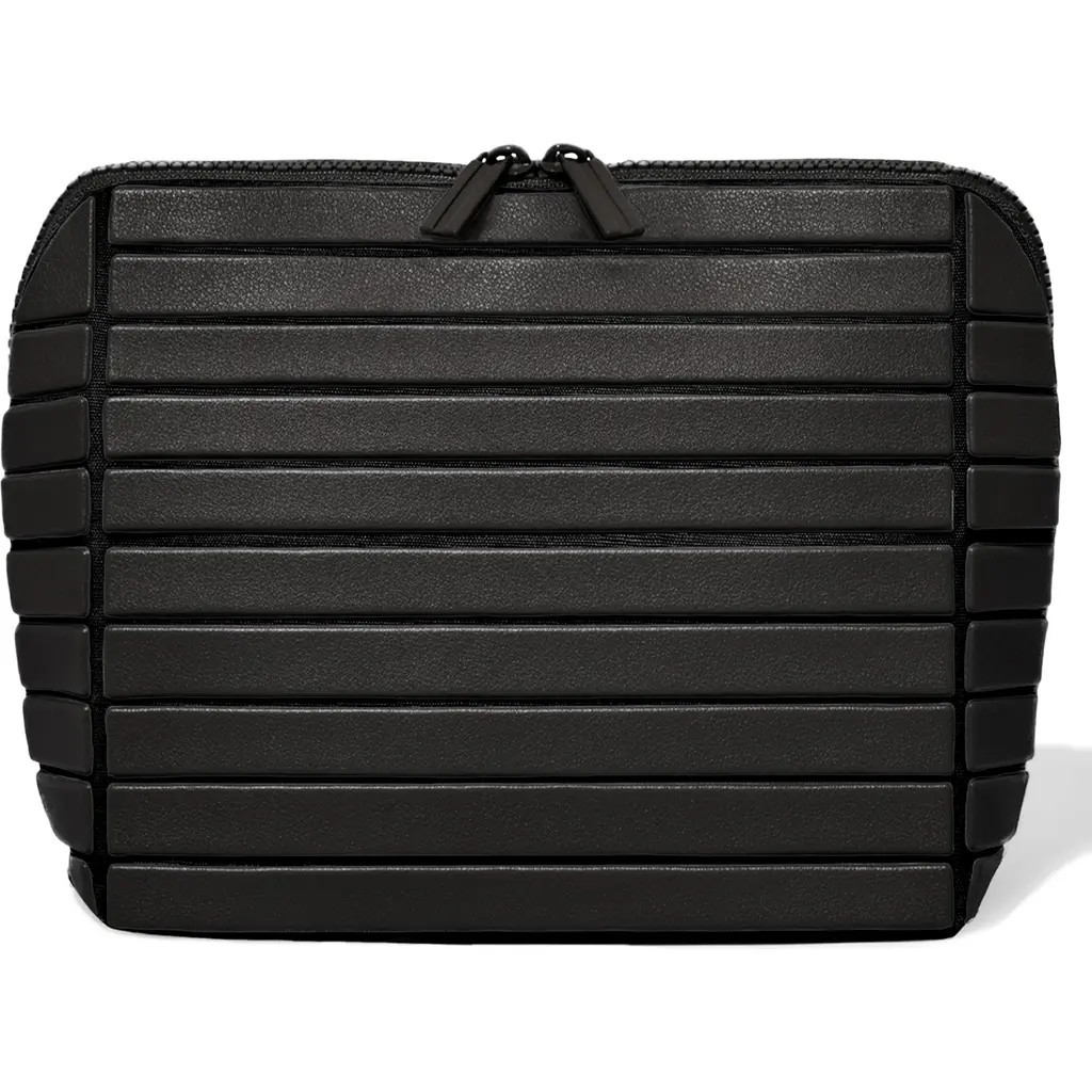 Parallelle The Medium Traveller Toiletry Kit in Onyx at Nordstrom | Nordstrom